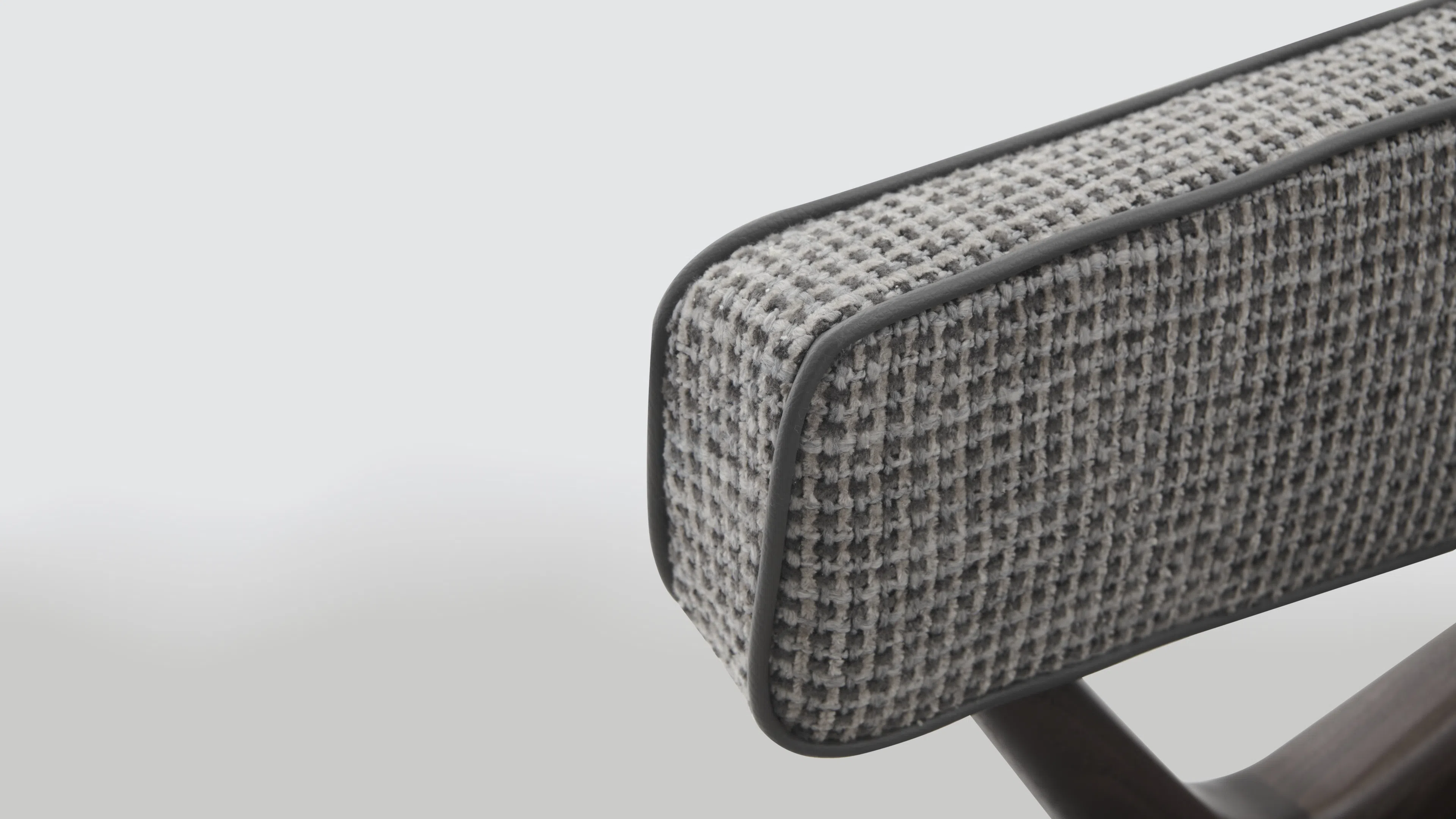 Armchair STUDIO VAN DEN AKKER The Wallace Club