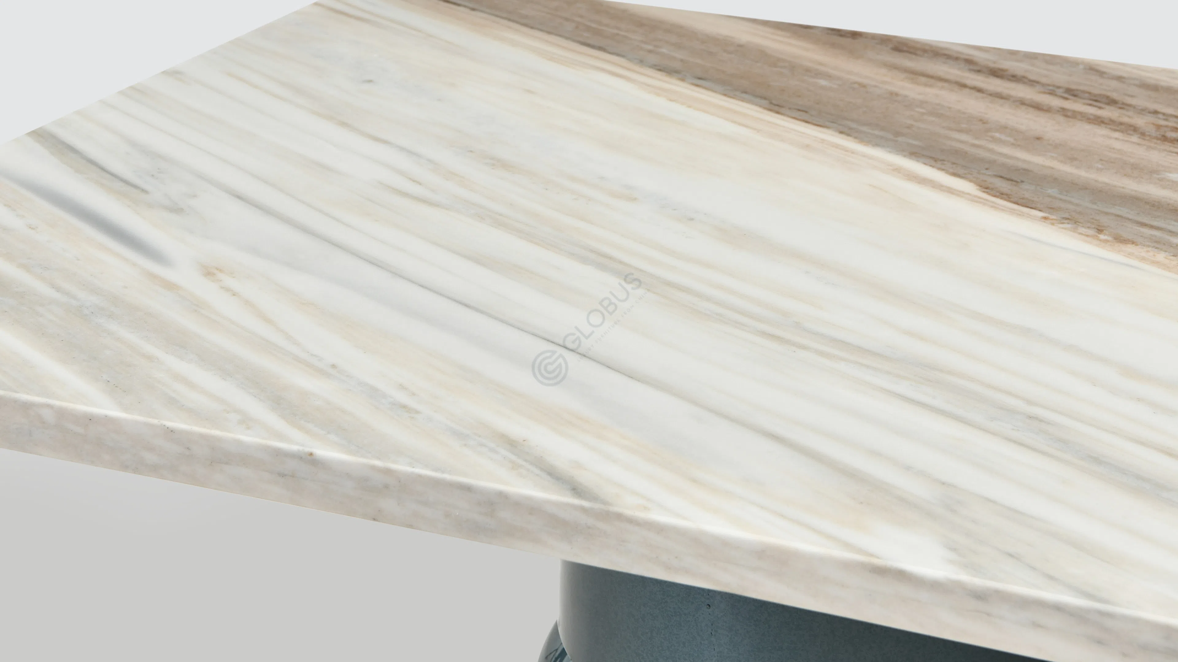 Dining table Solevana