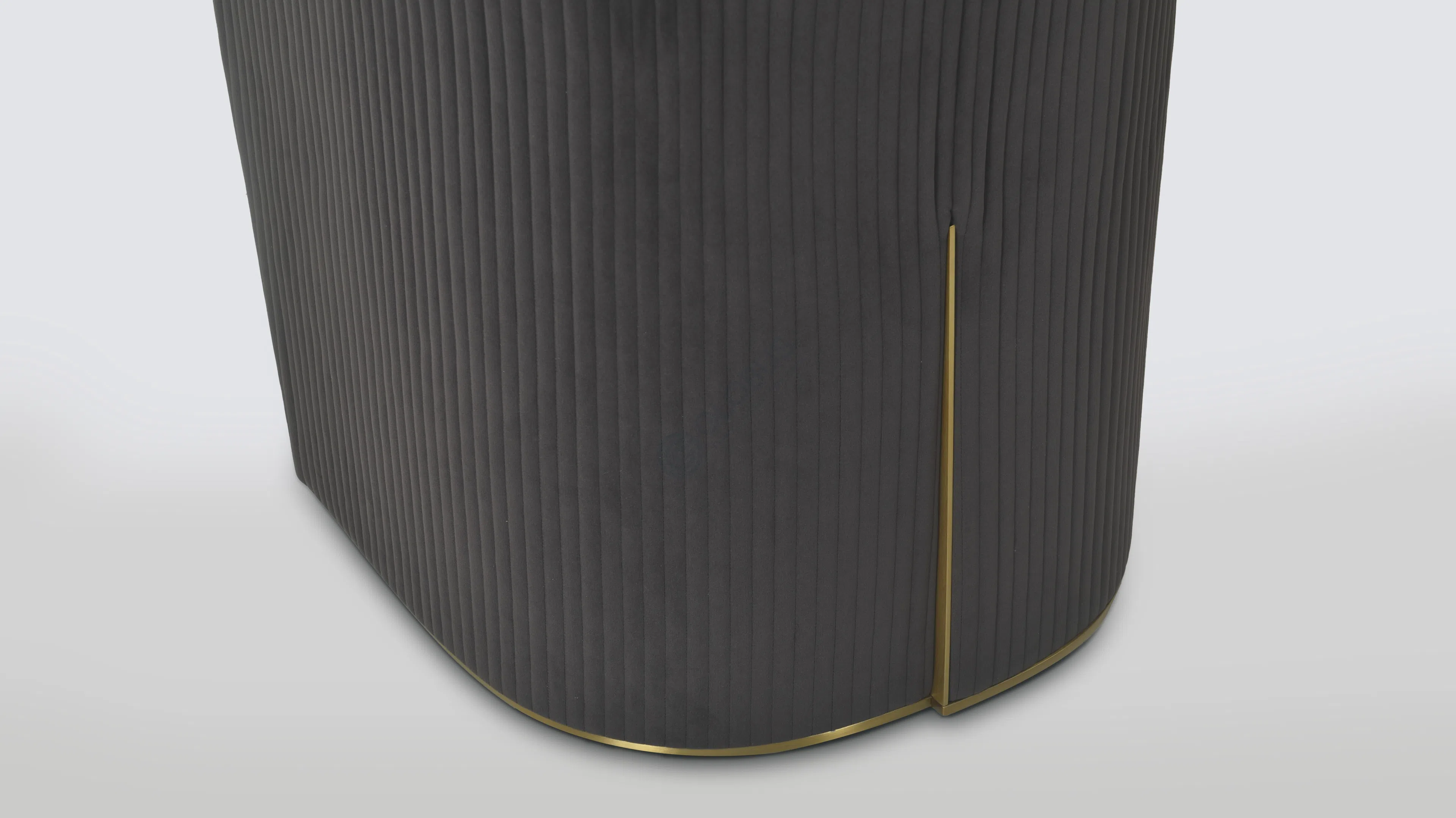 Armchair VISIONNAIRE Carmen