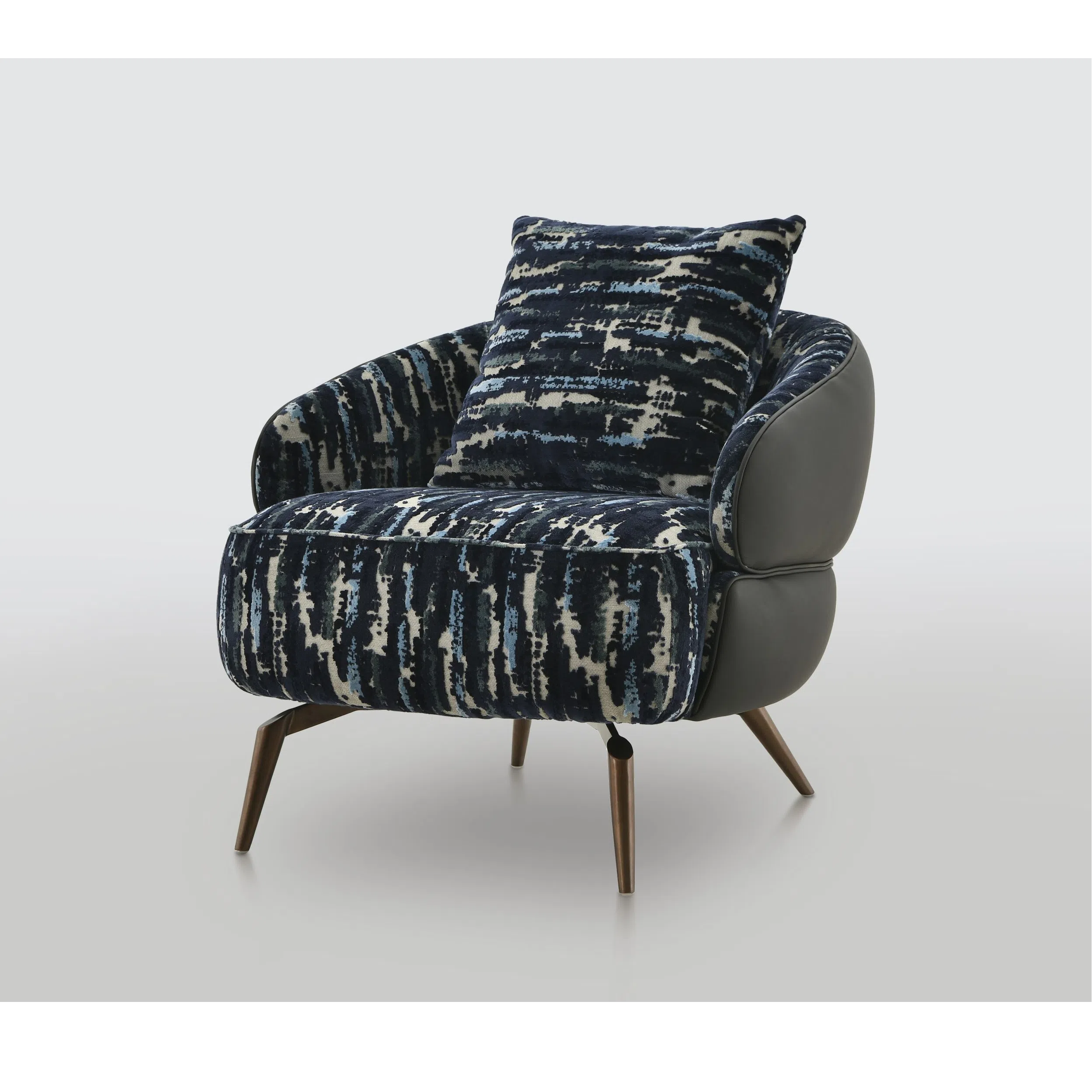 Armchair Pertino