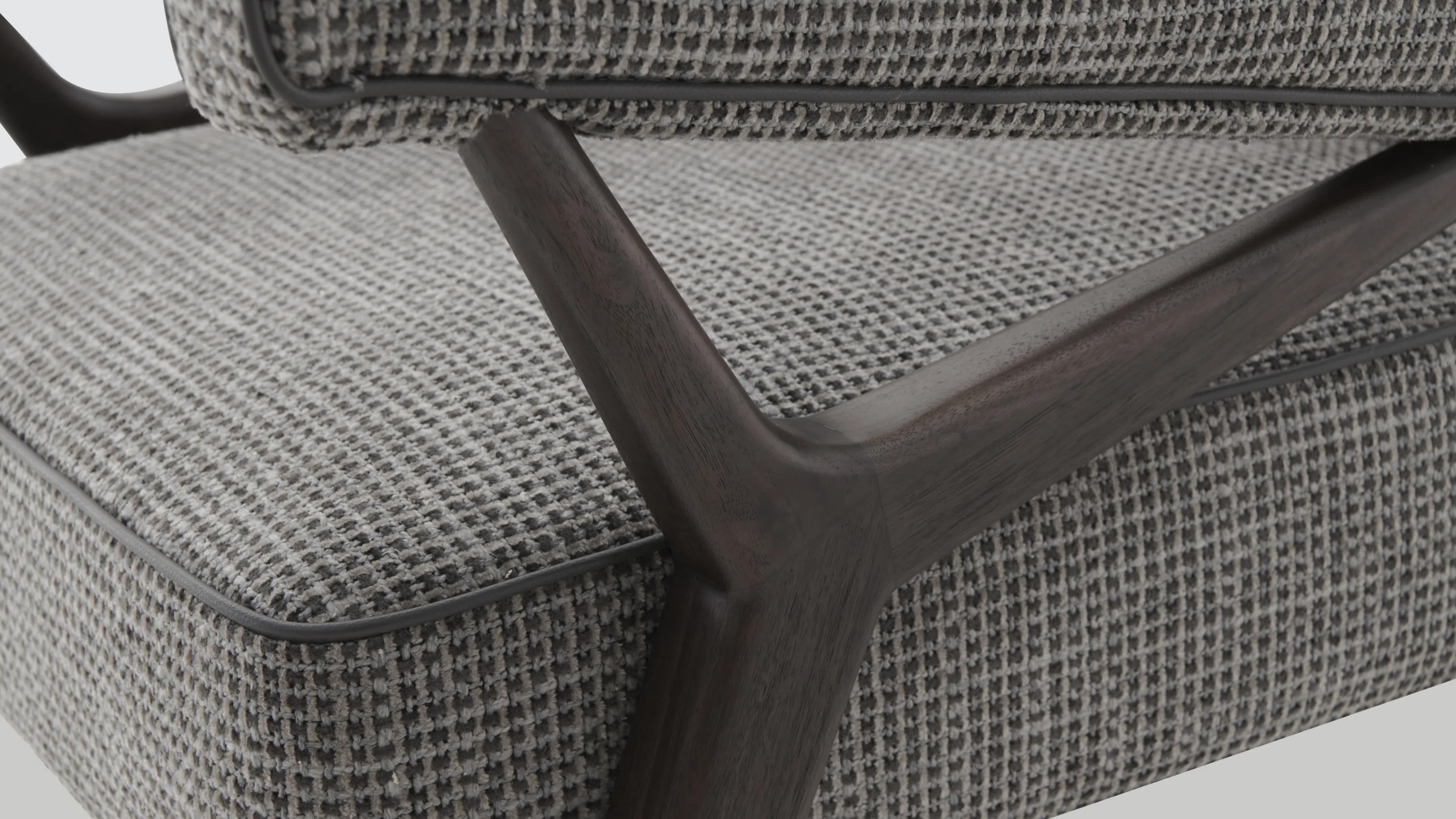 Armchair STUDIO VAN DEN AKKER The Wallace Club