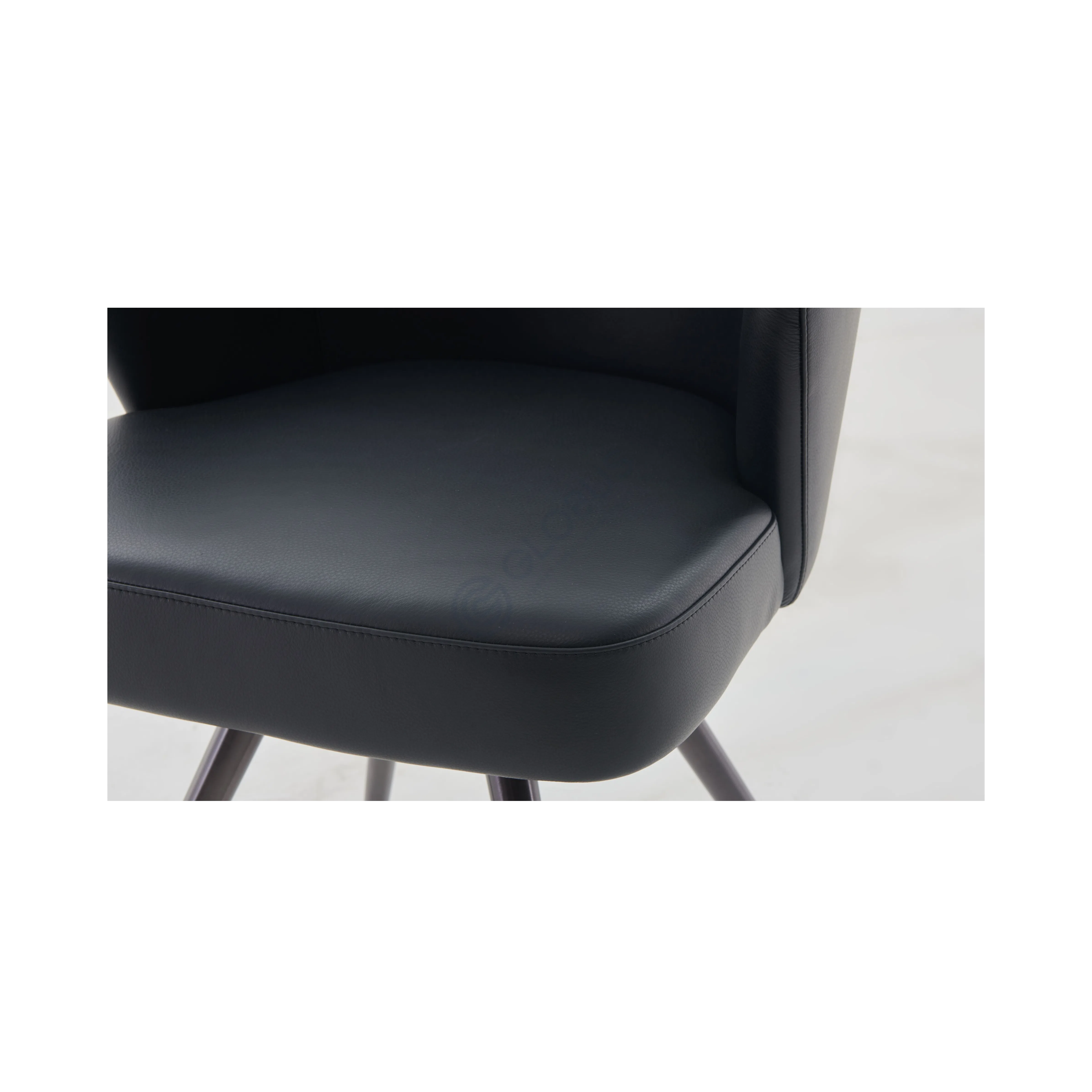 Сhair MINOTTI Leslie