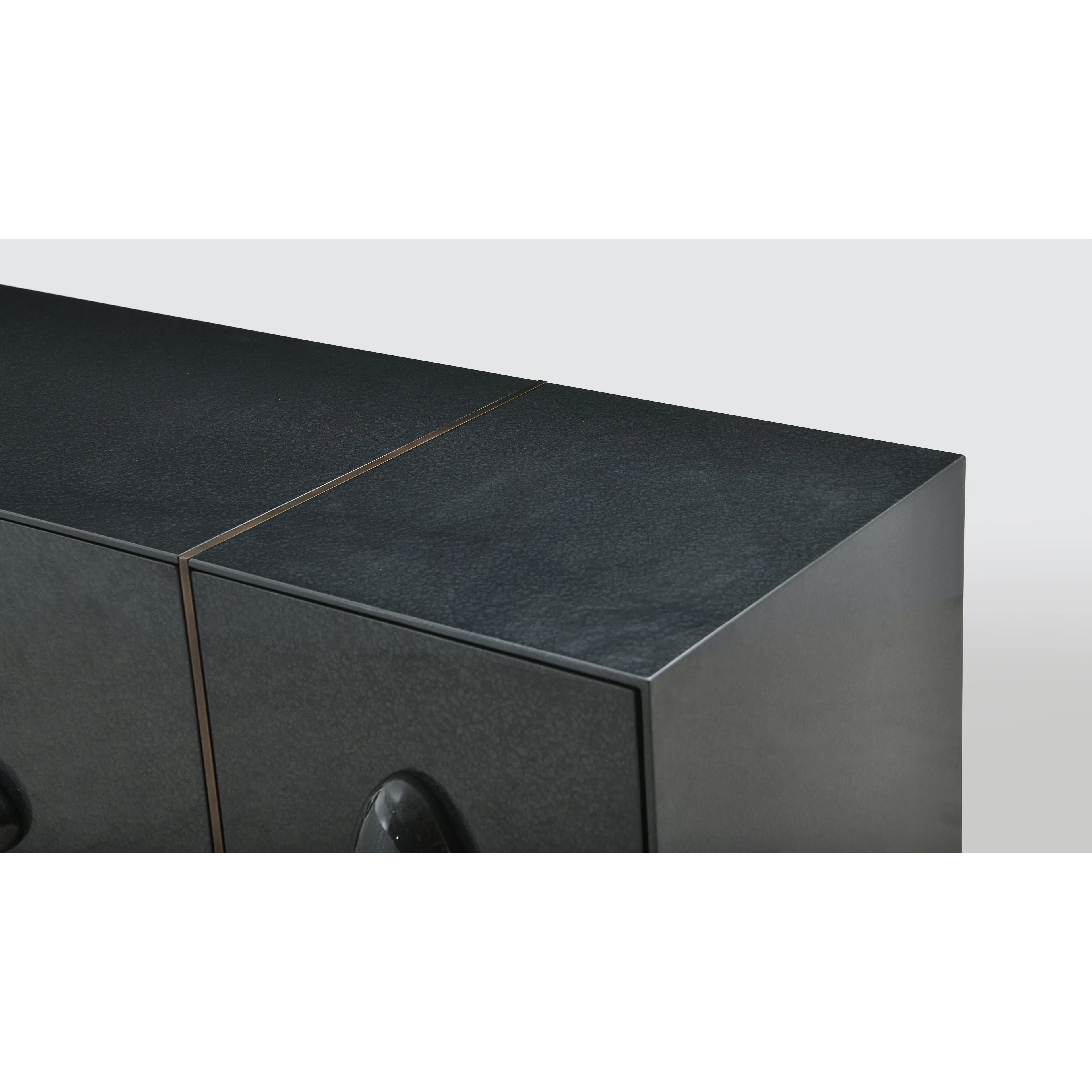 Sideboard BRIAN THOREEN Rubber