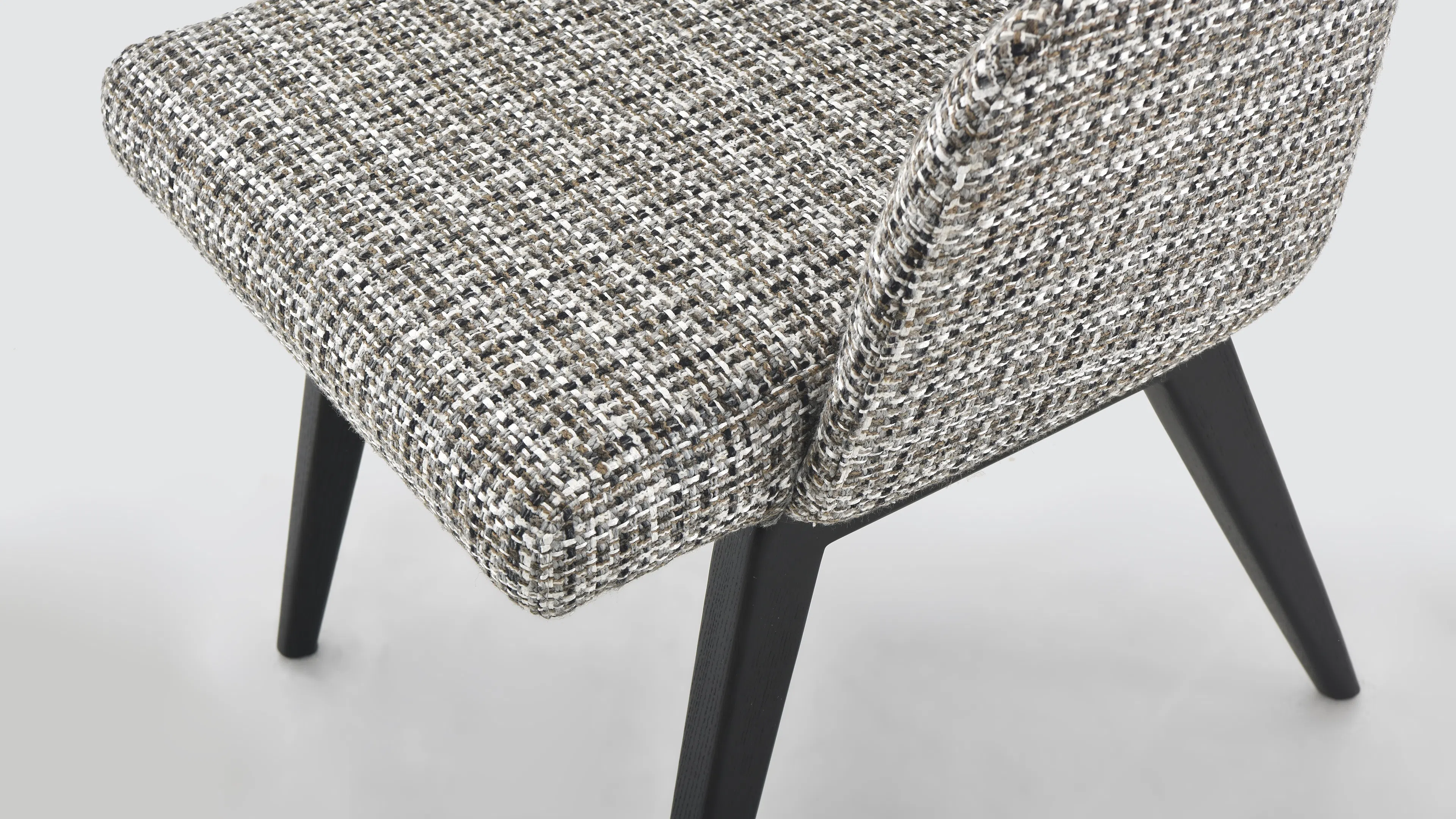 Сhair MINOTTI Reeves