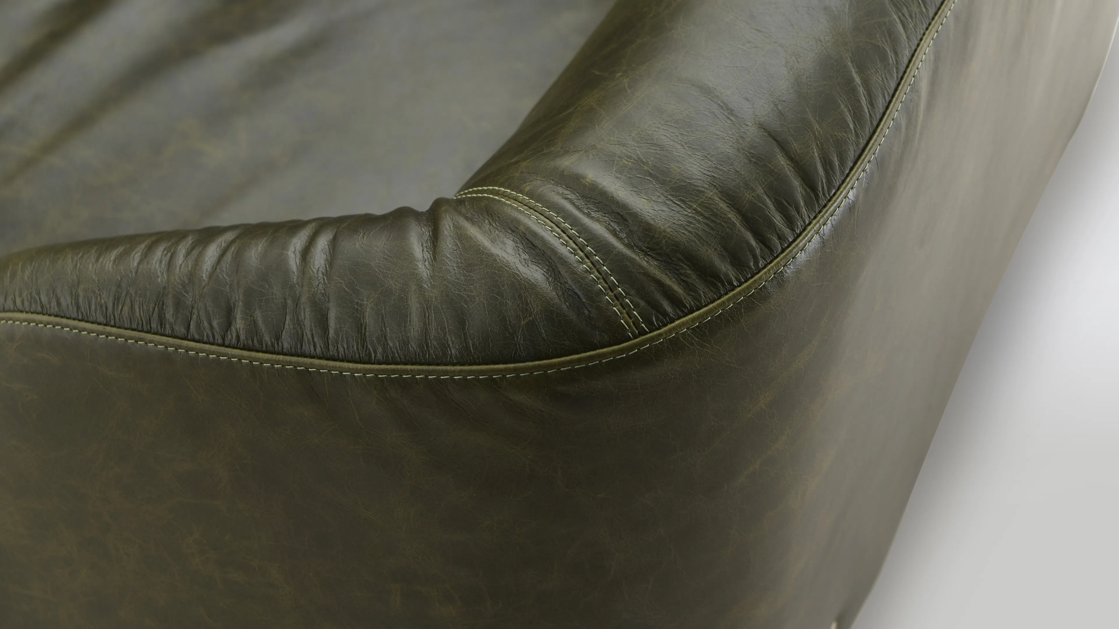 Sofa VINCENZO DE COTIIS DC1626B