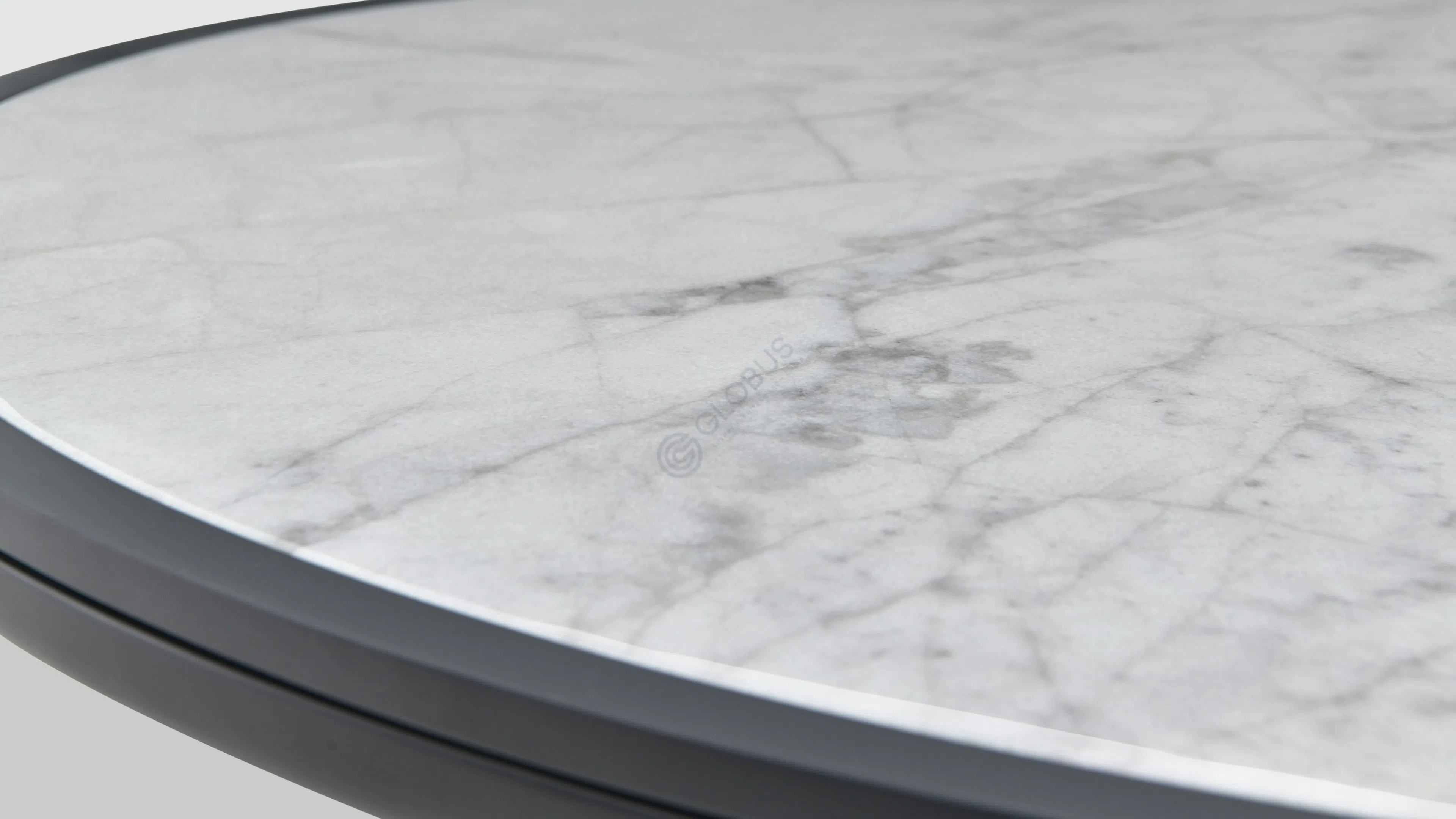 Dining table Authentique