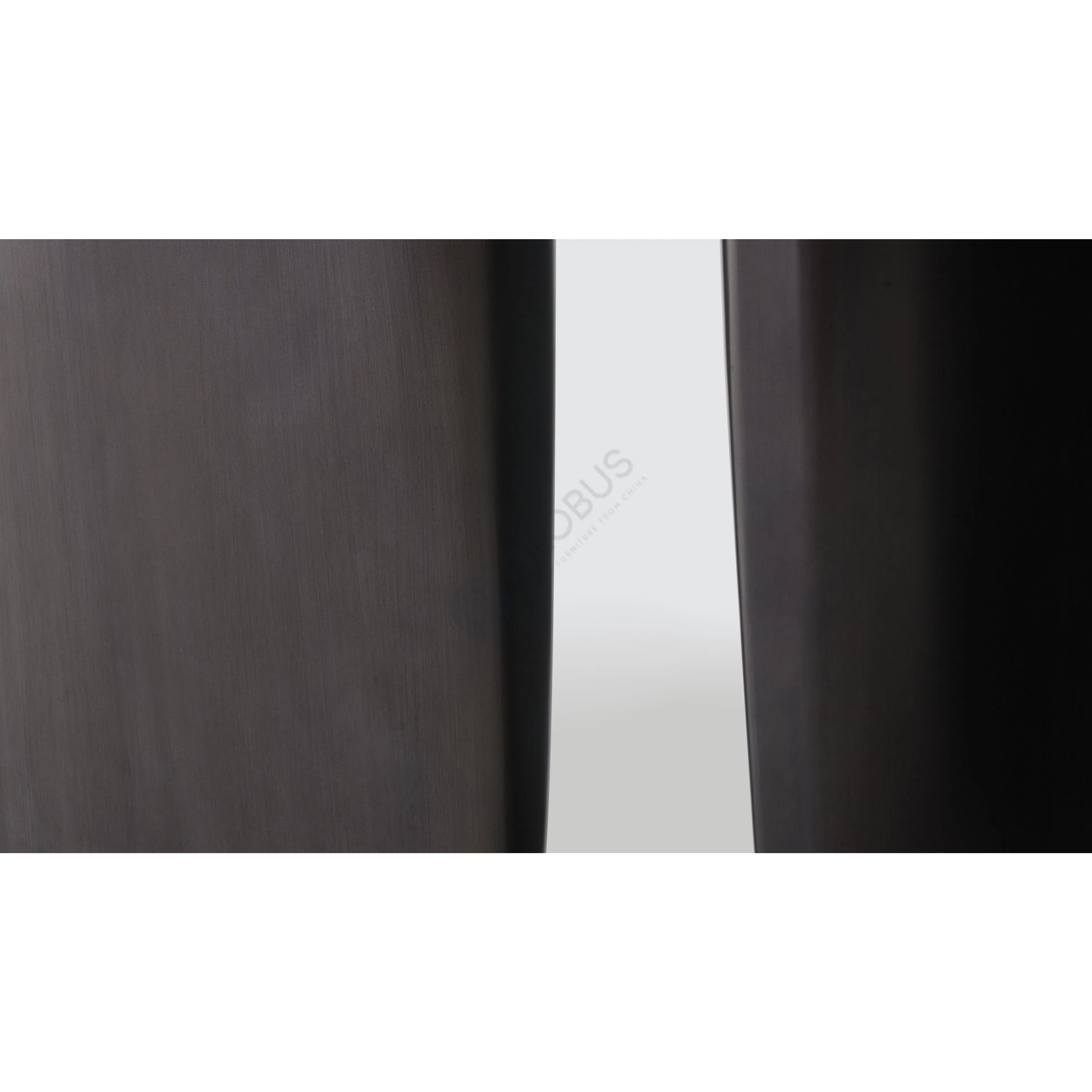 Dining table Luxadoria