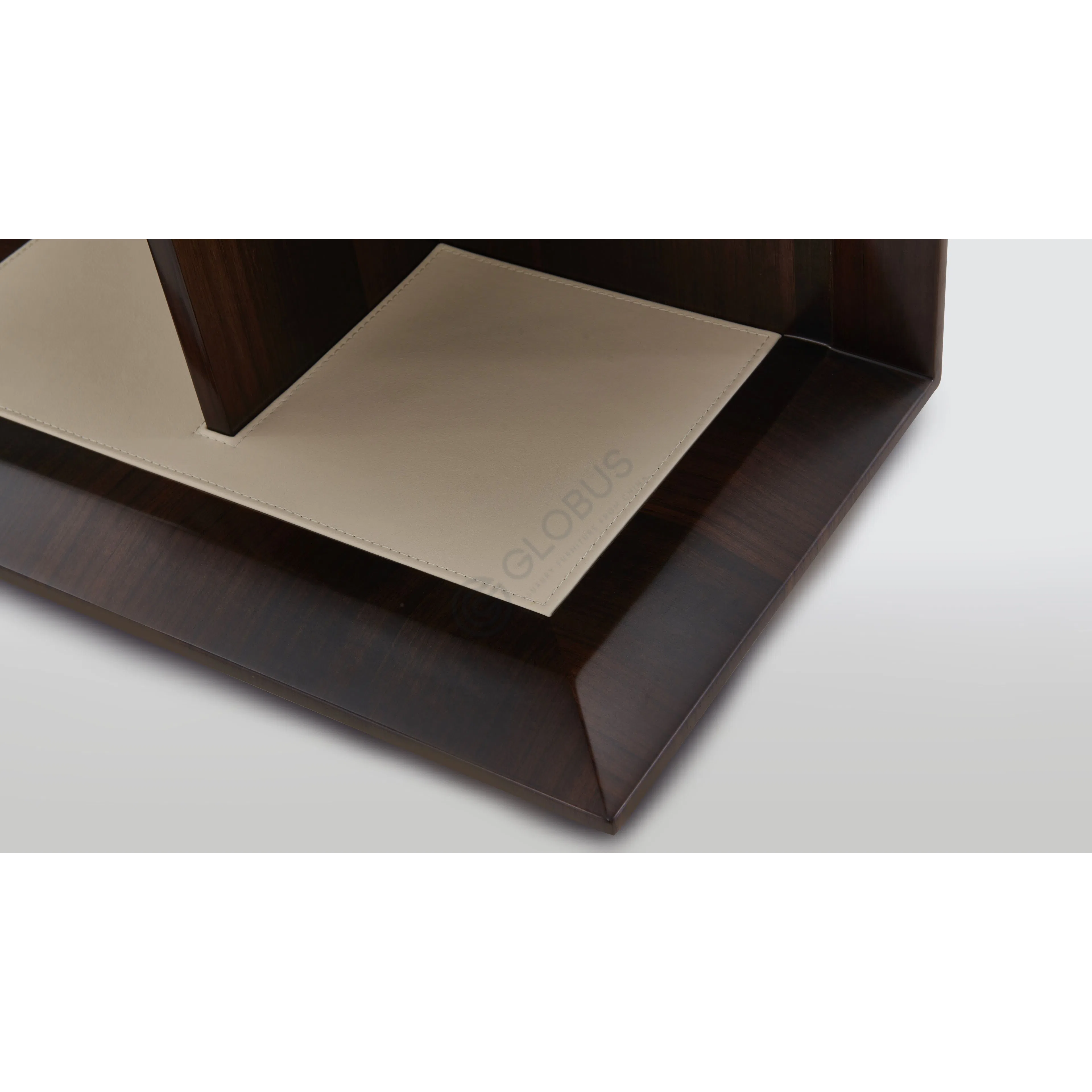 Side table VISIONNAIRE Auryn