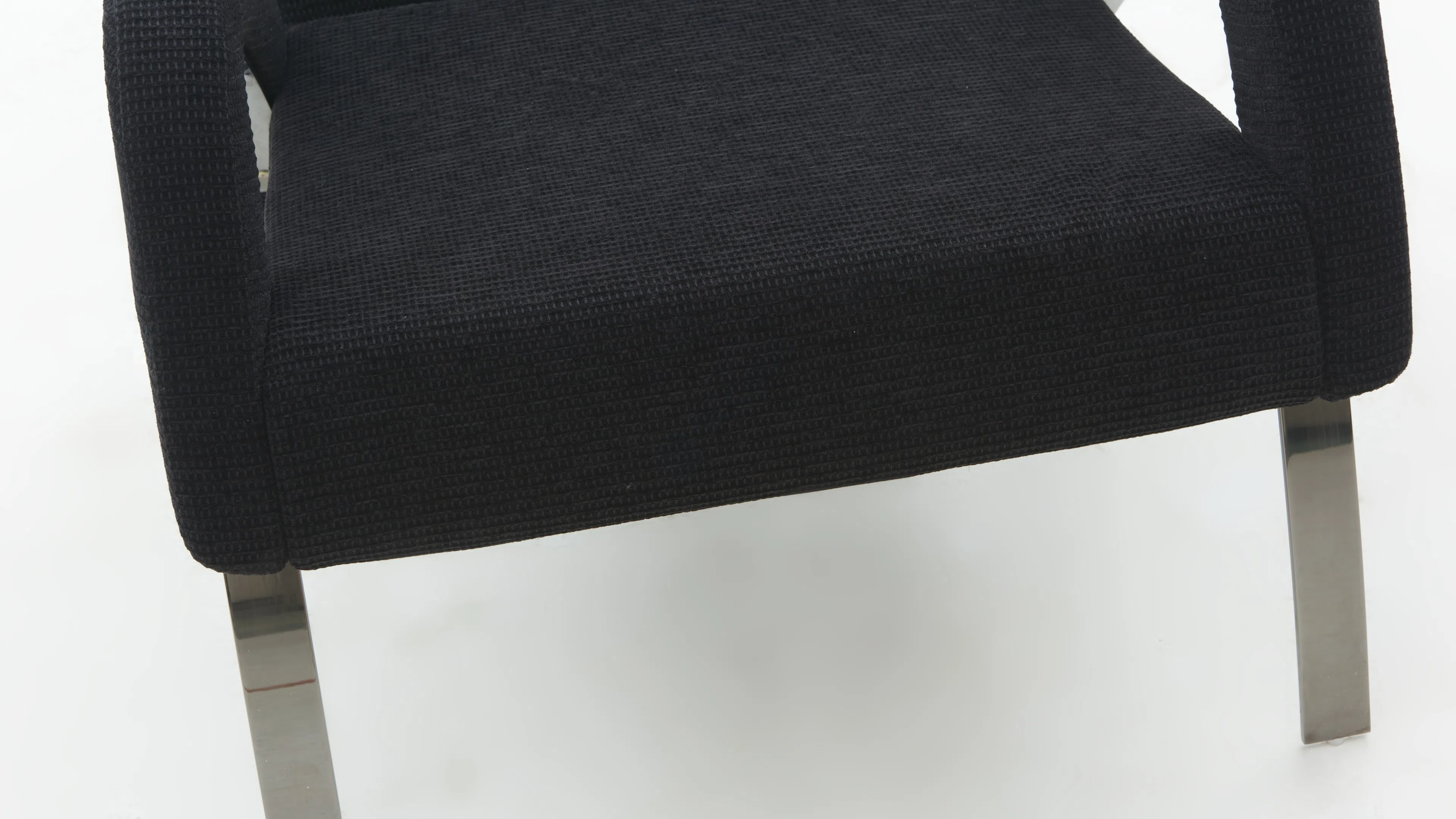 Armchair DZMITRY SAMAL Oxoye