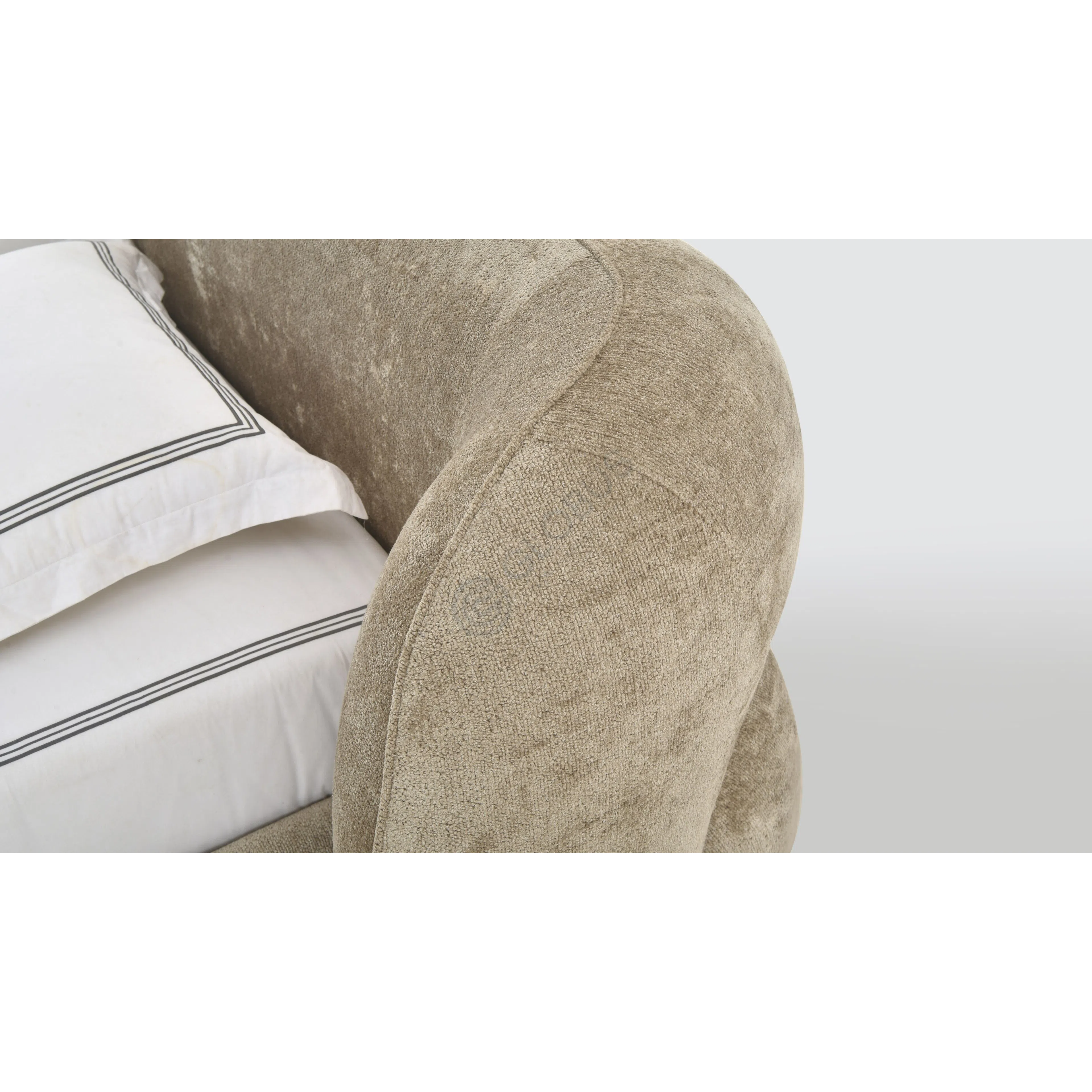 Bed DRAGA & AUREL Tito