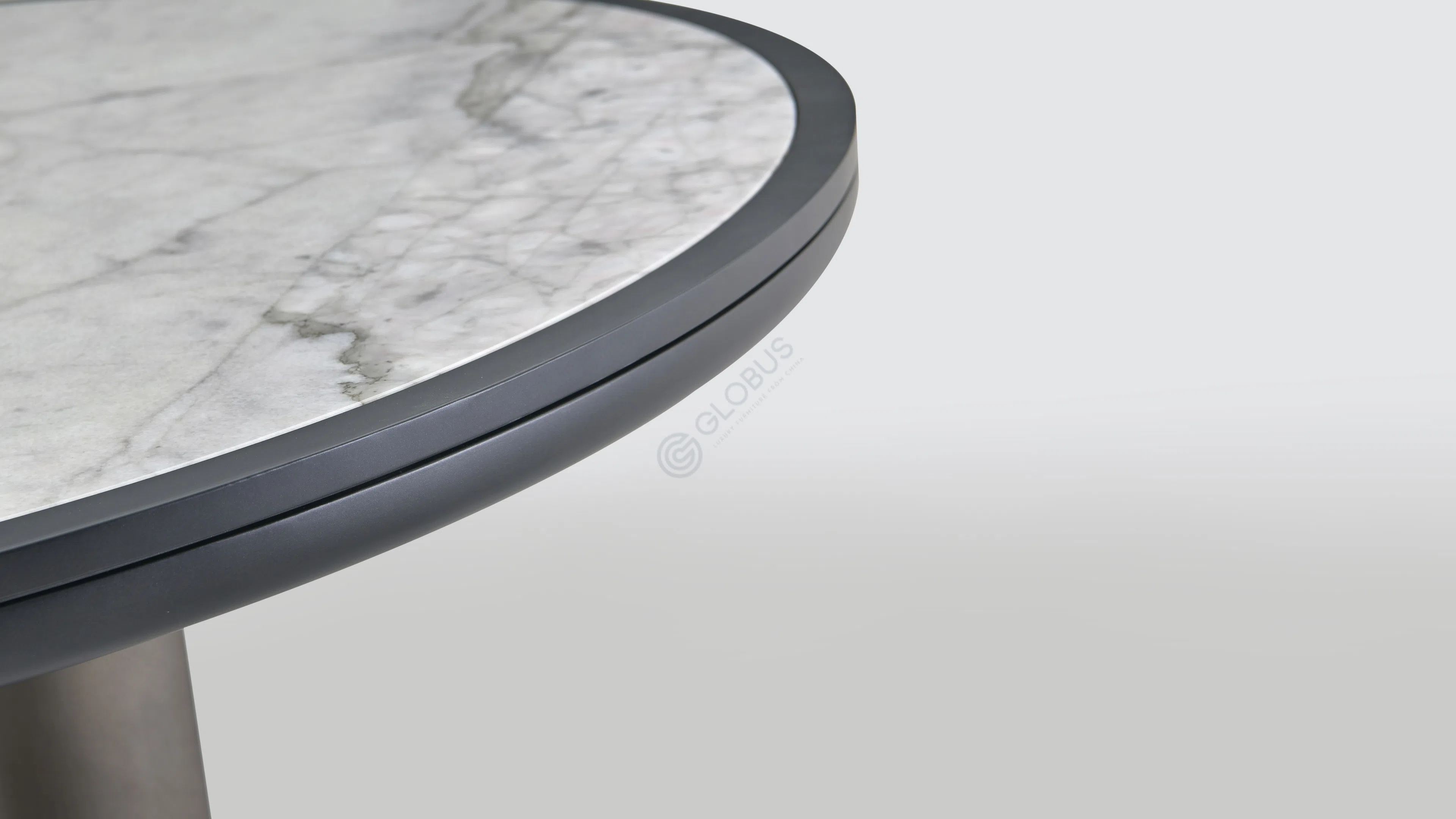 Dining table Authentique