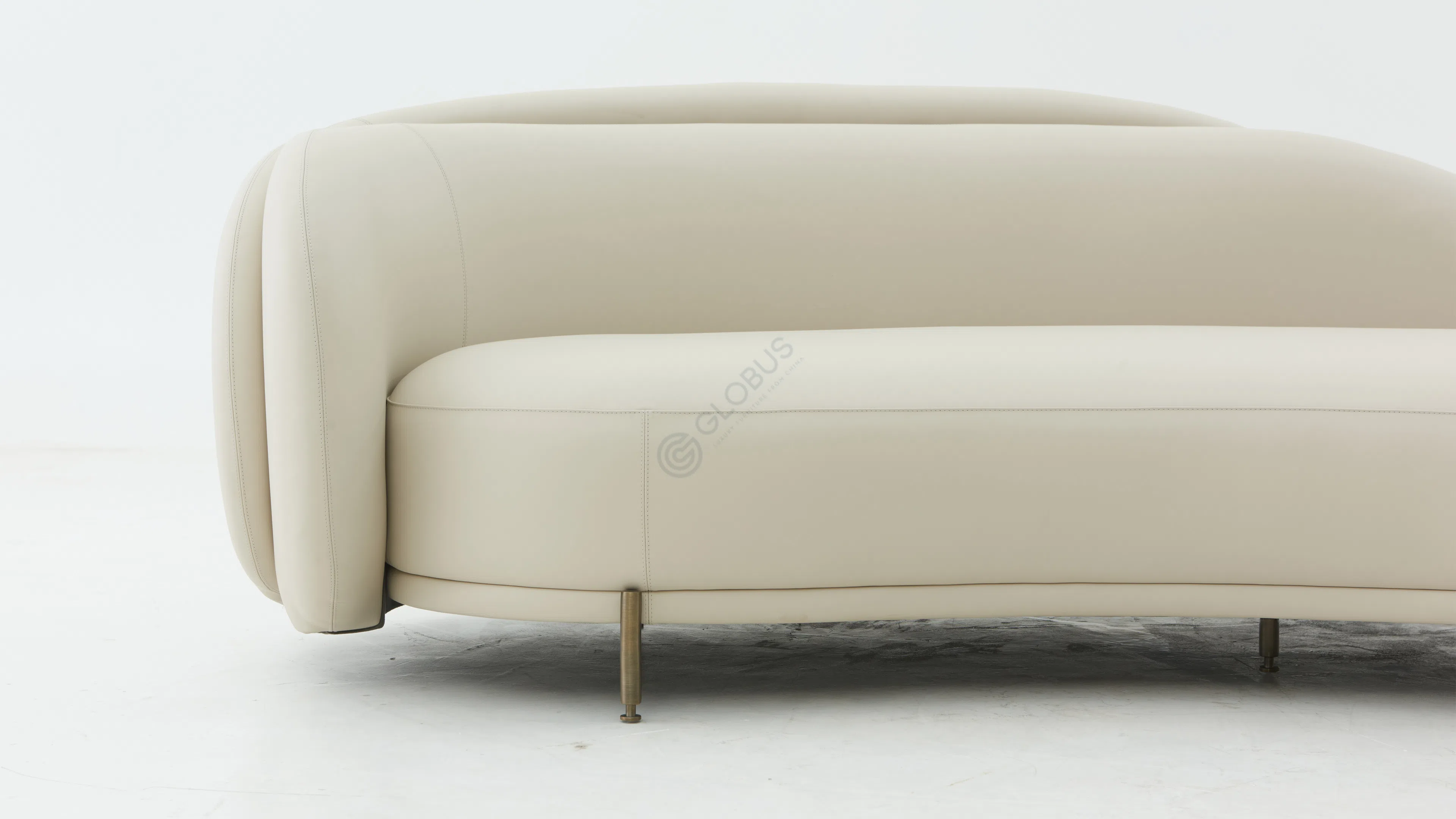 Sofa PAOLO FERRARI Layered Back