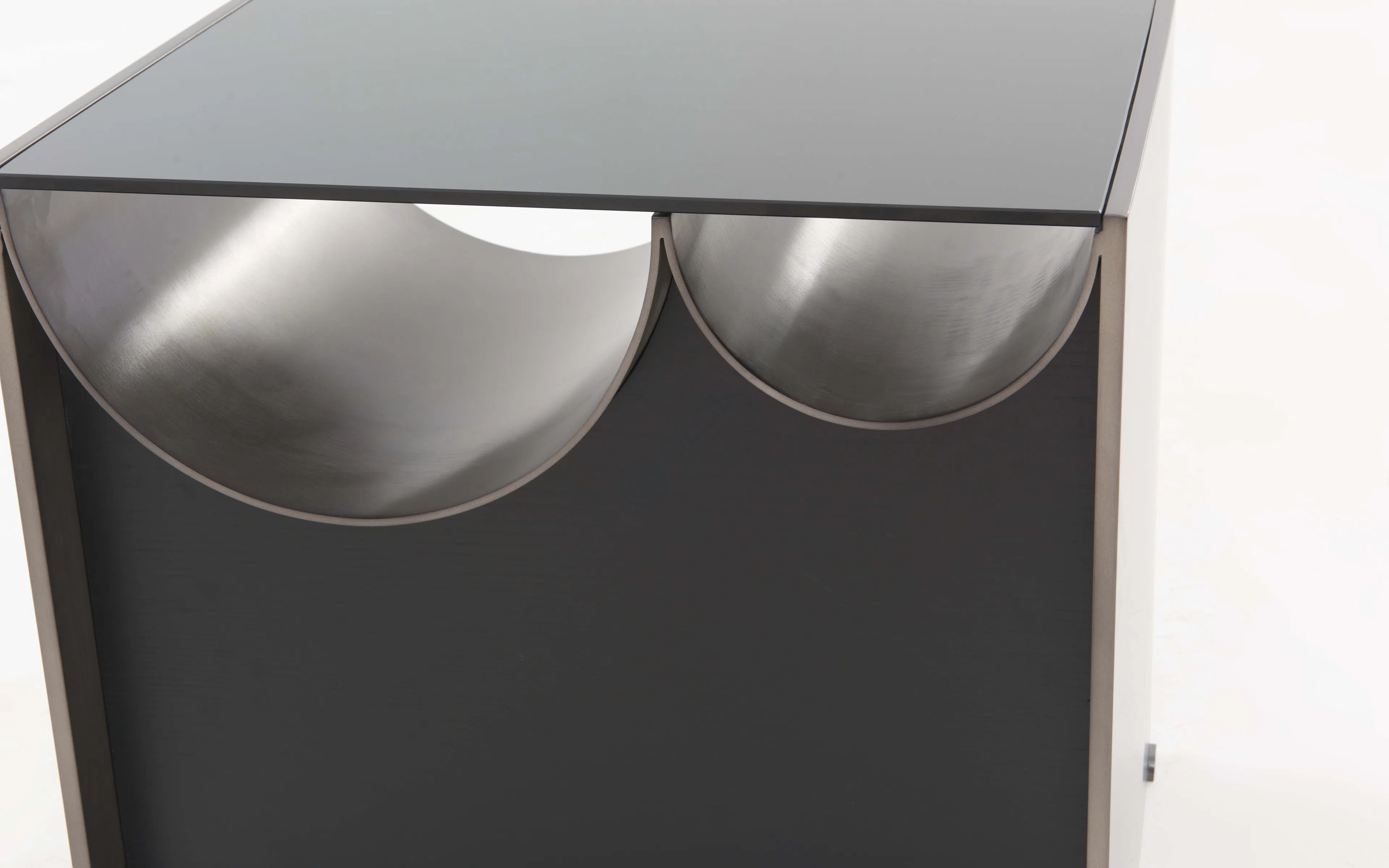 Side table MINOTTI Waves