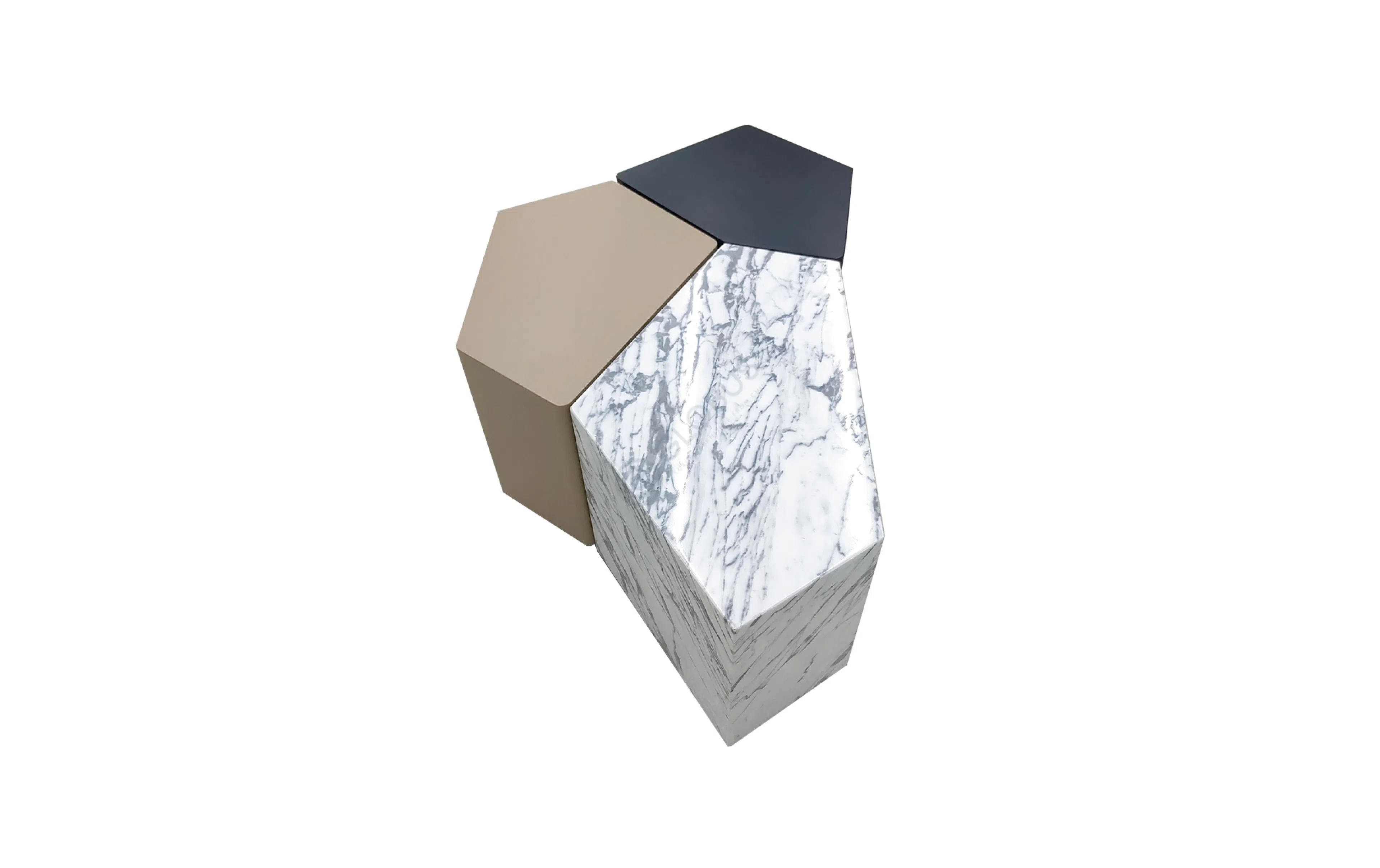 Coffee table CHRISTINA JORGE DE CARVALHO Threesome