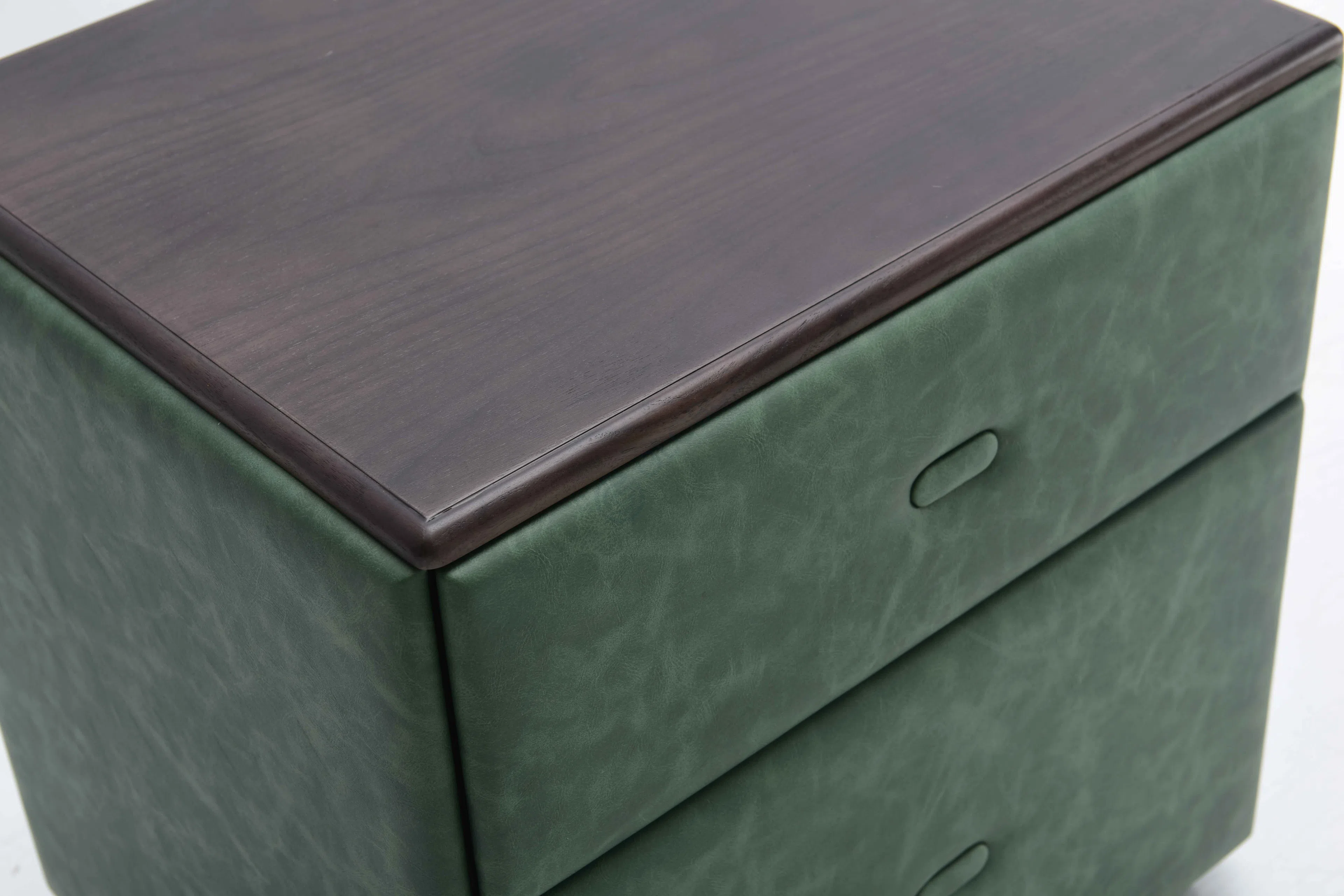 Bedside table POLTRONA FRAU Moondance