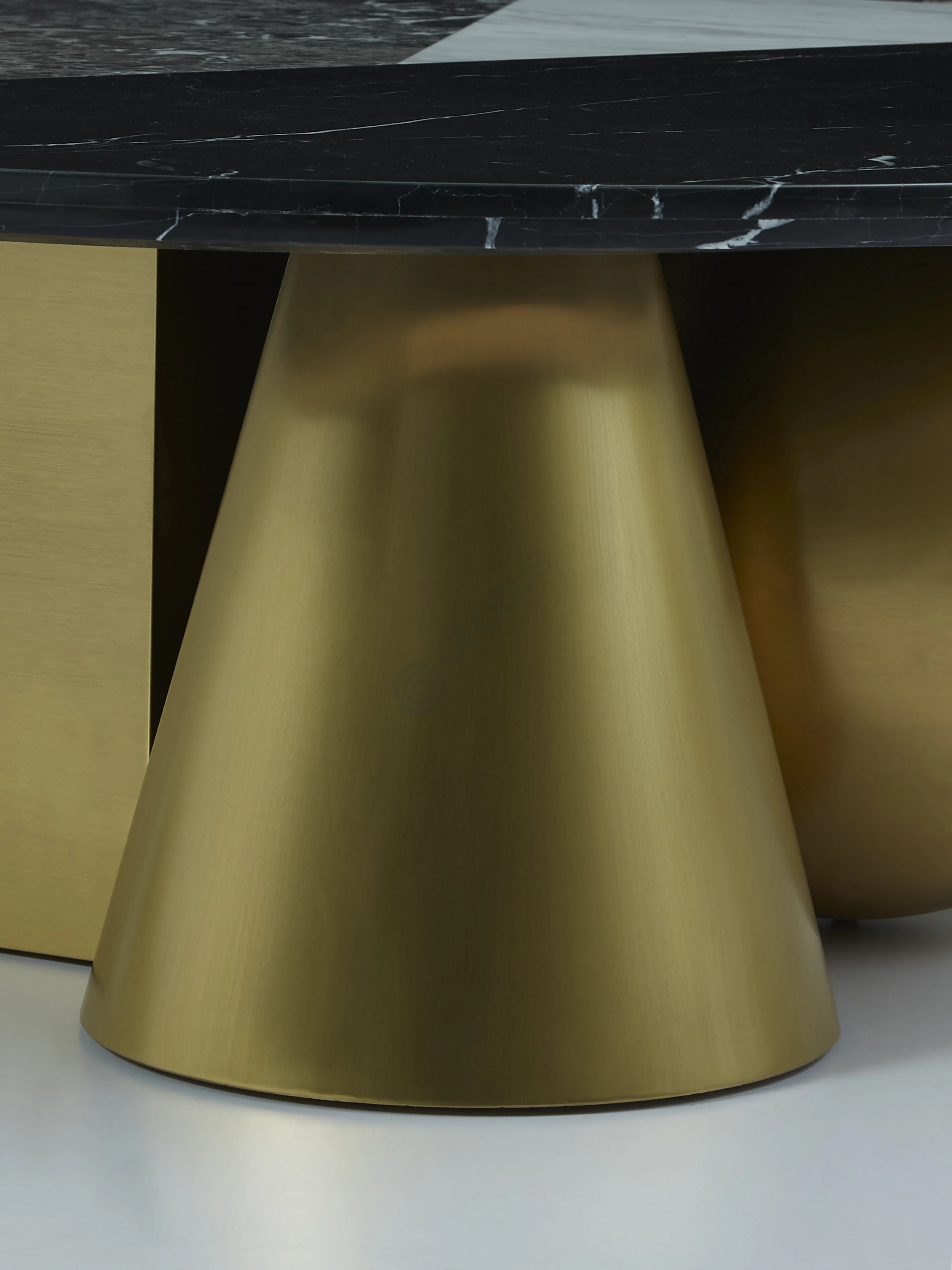 Coffee table EICHHOLTZ Tricolori