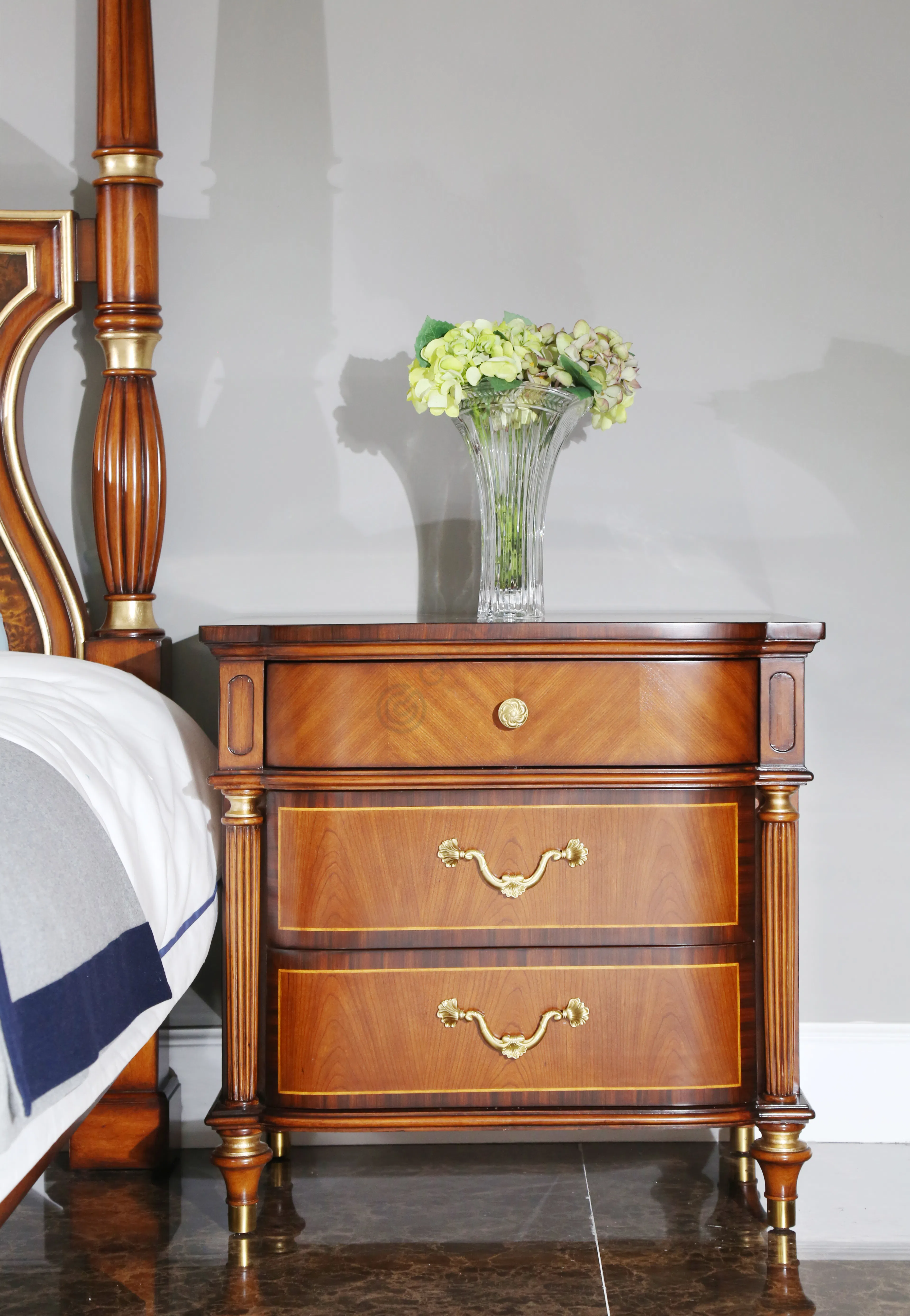 Bedside table Oretano