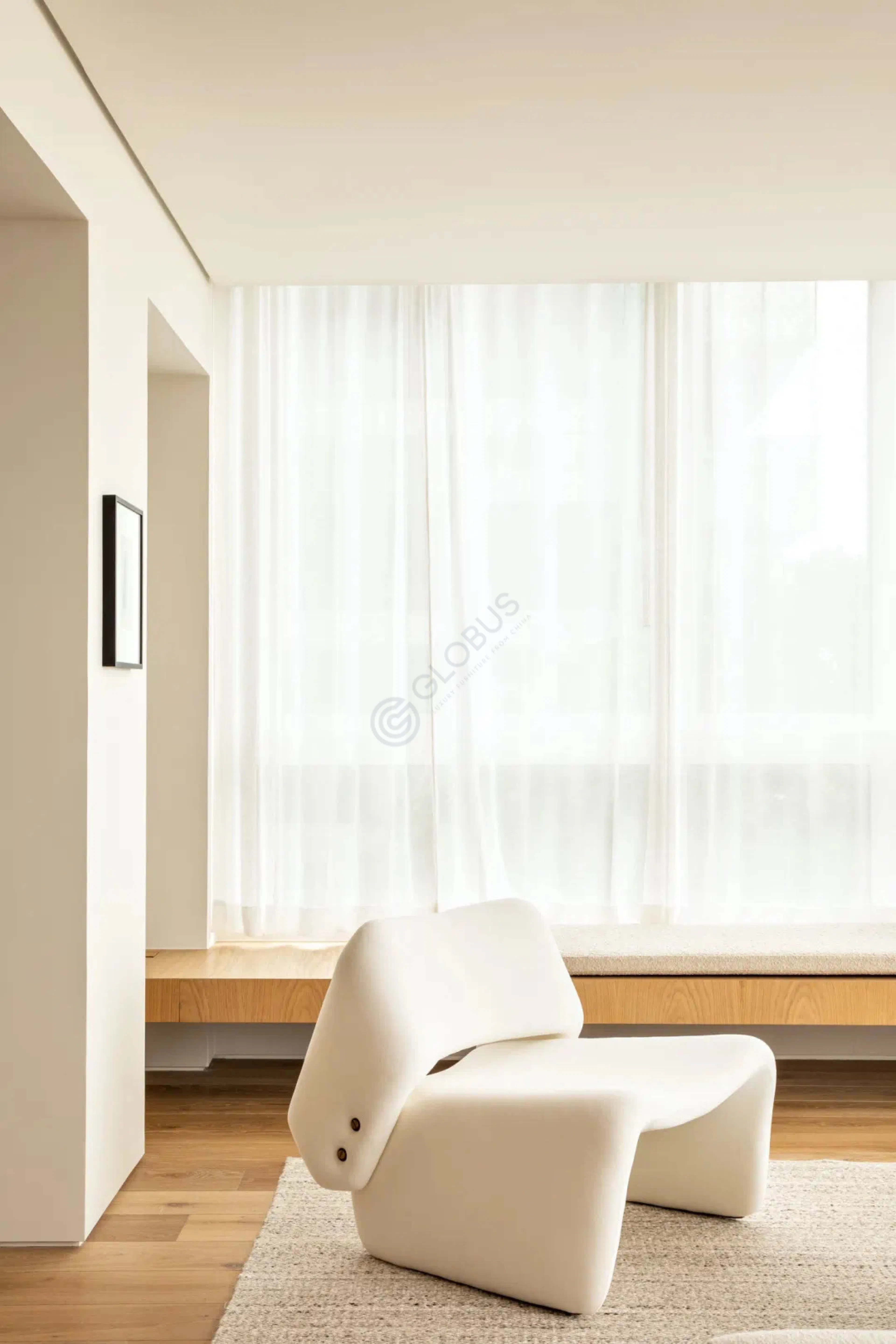 Armchair JORGE ZALSZUPIN Ondine