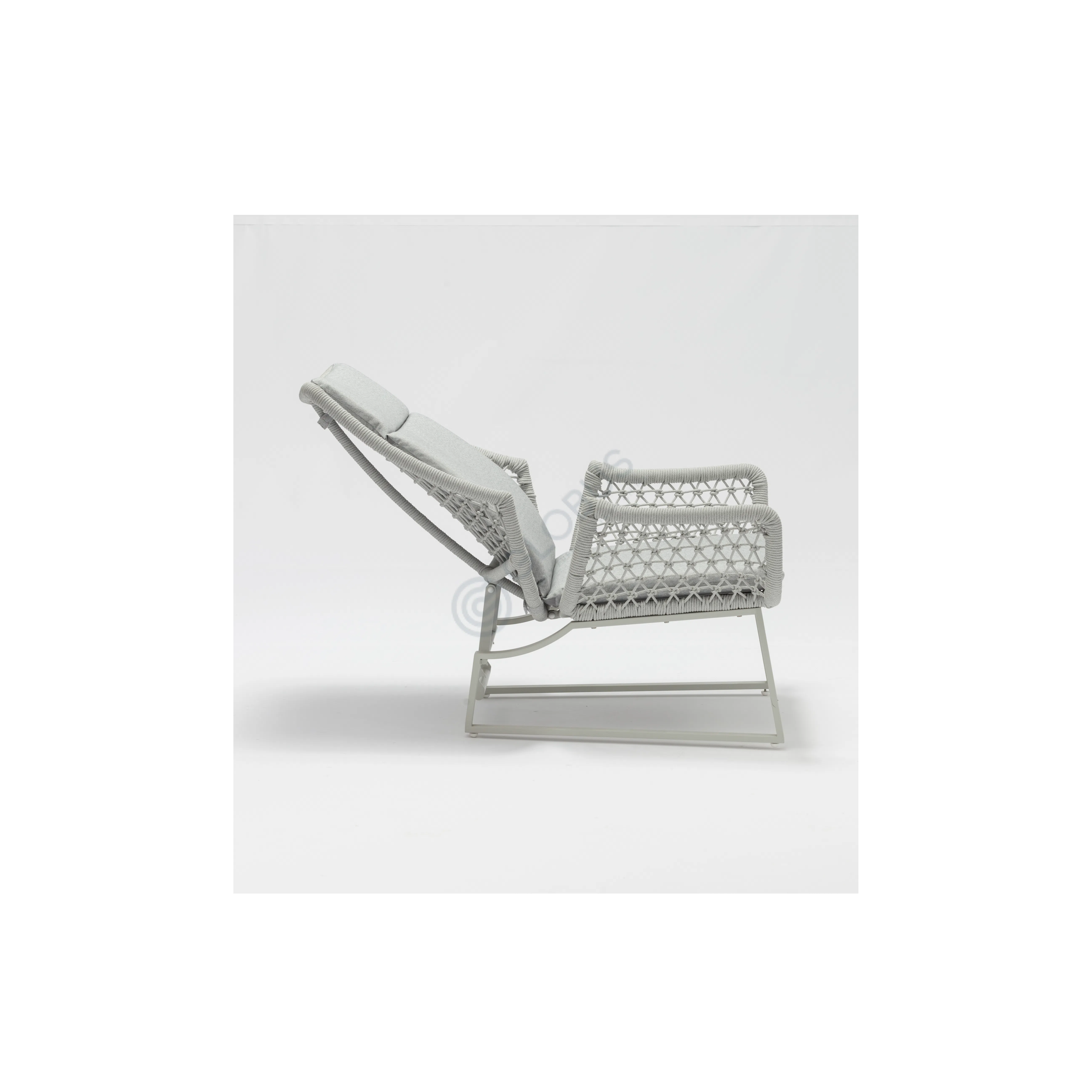 Уличное кресло COUTURE JARDIN