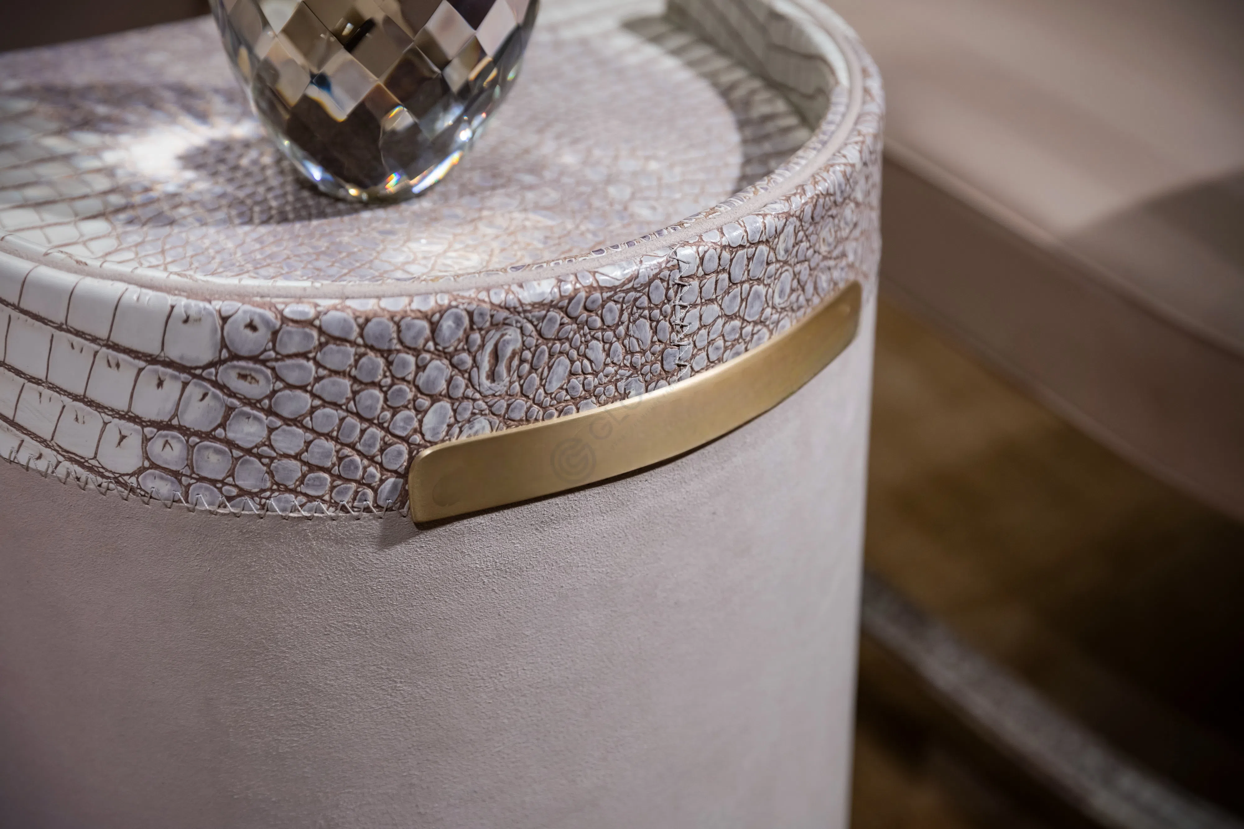 Side table Bevilacqua