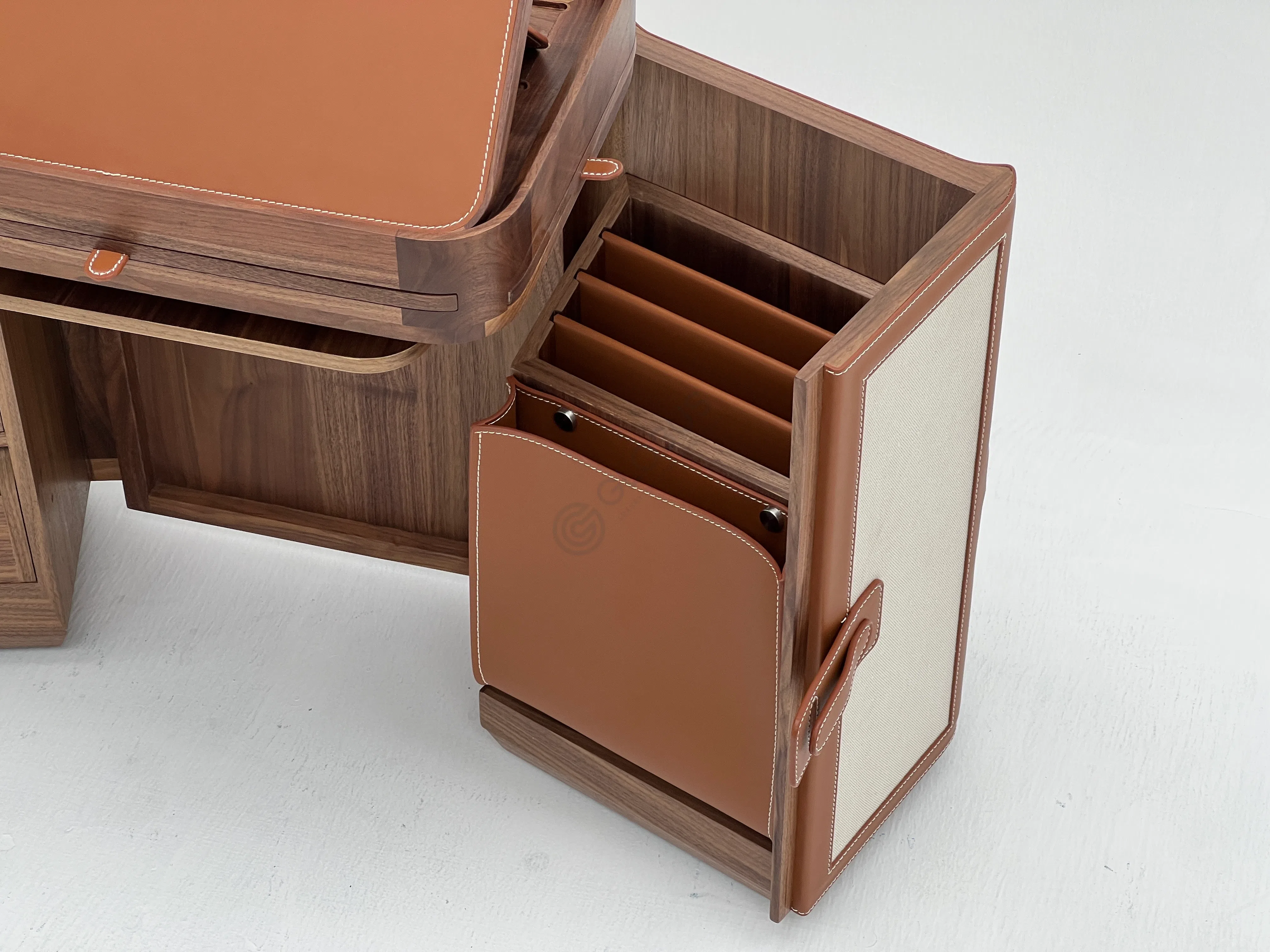 Dressing table HERMES Les Necessaires