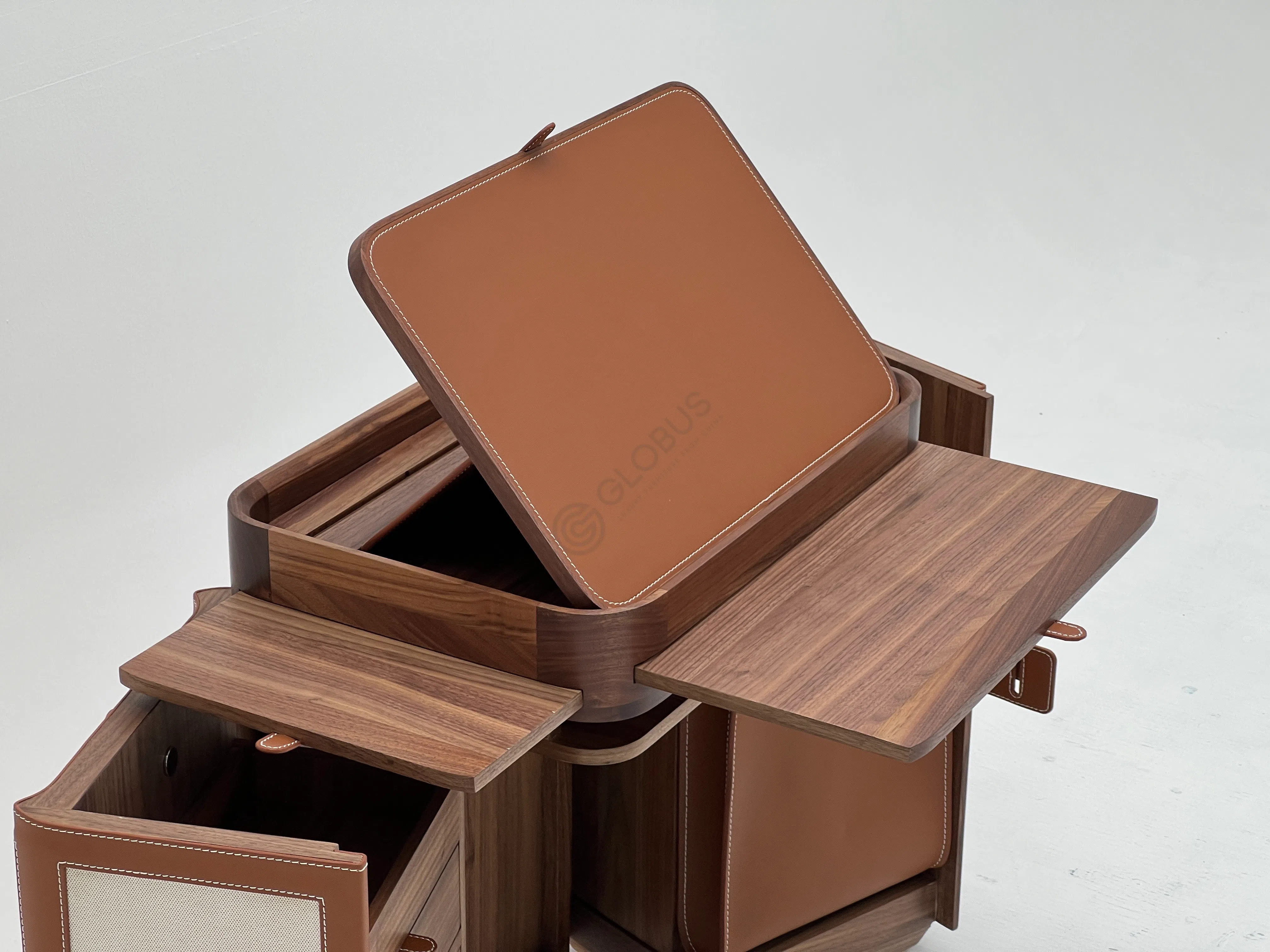 Dressing table HERMES Les Necessaires