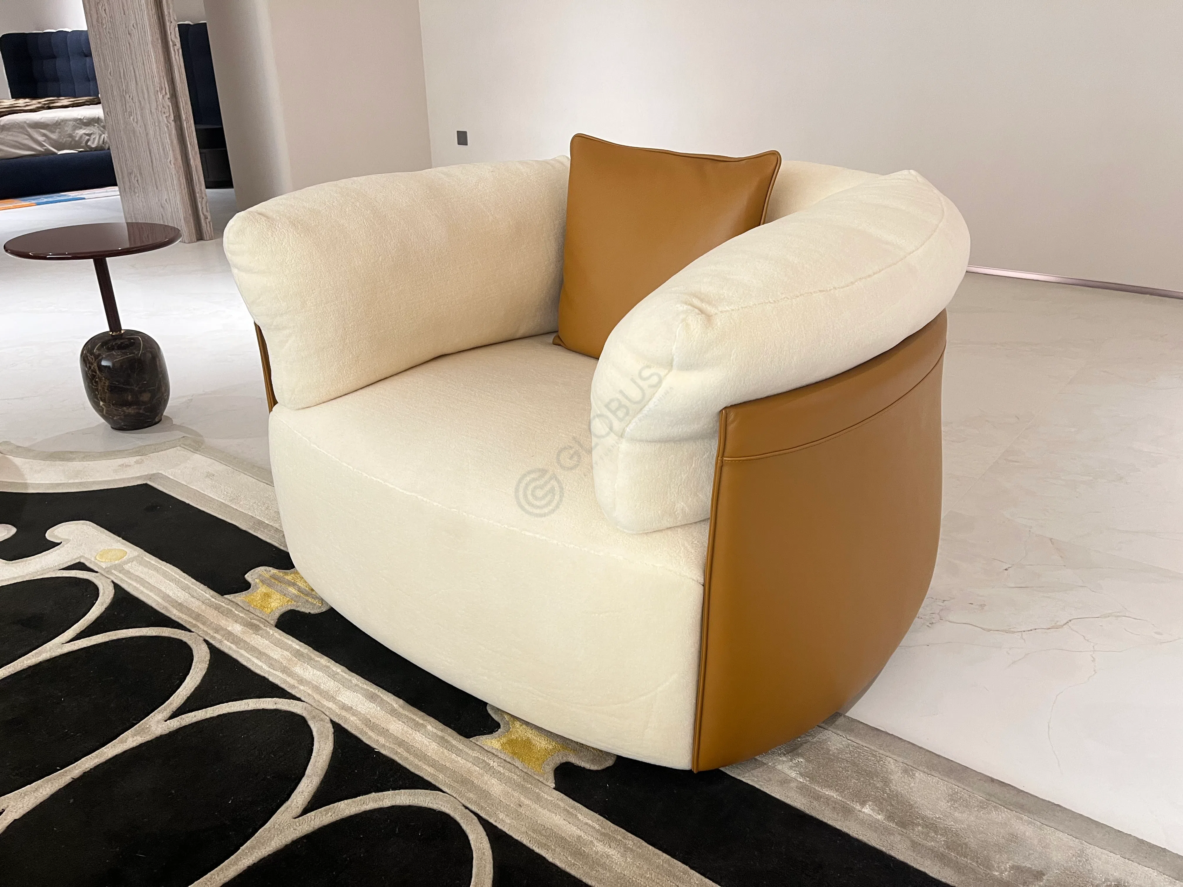Armchair FENDI Peekasit