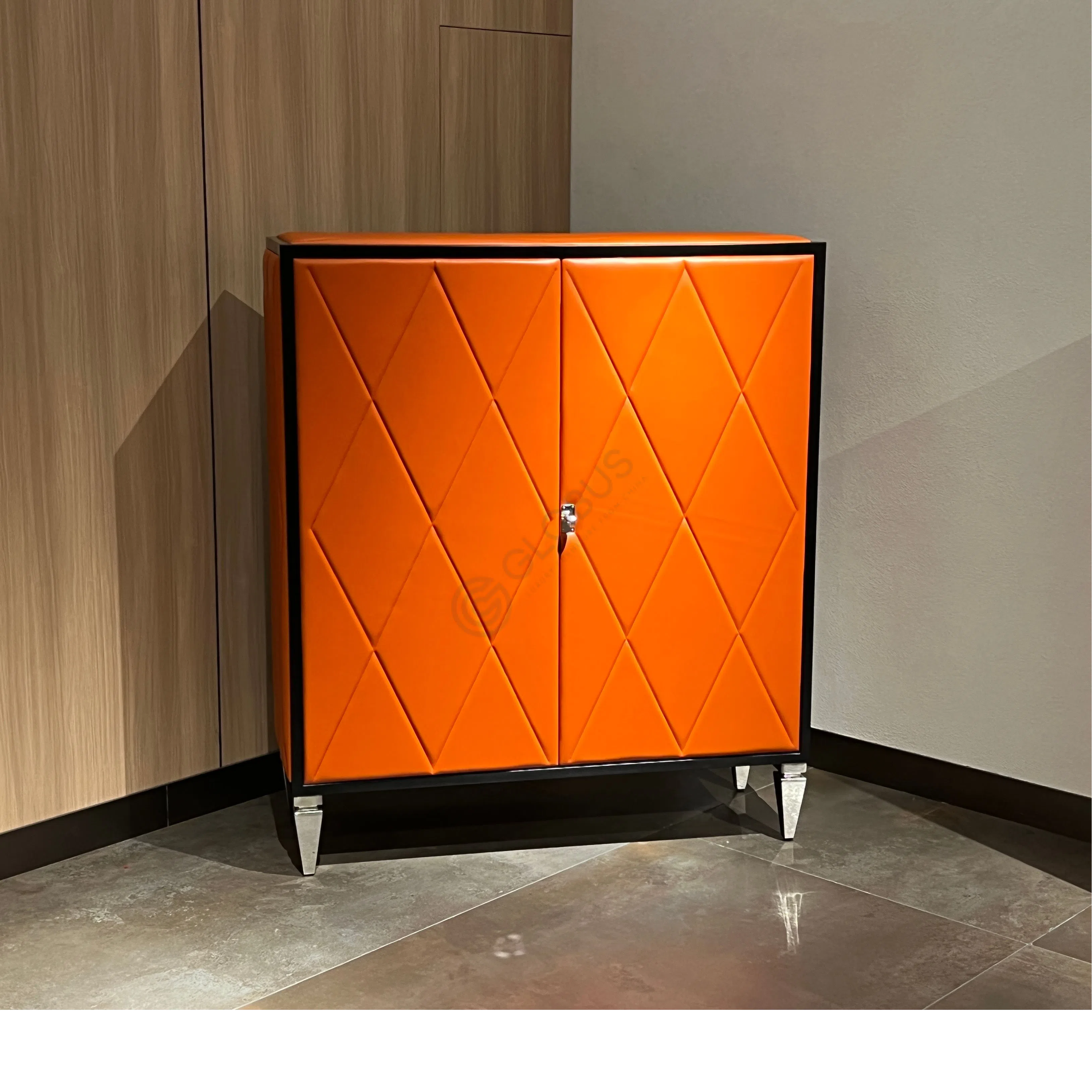 Шкаф для украшений HERMES