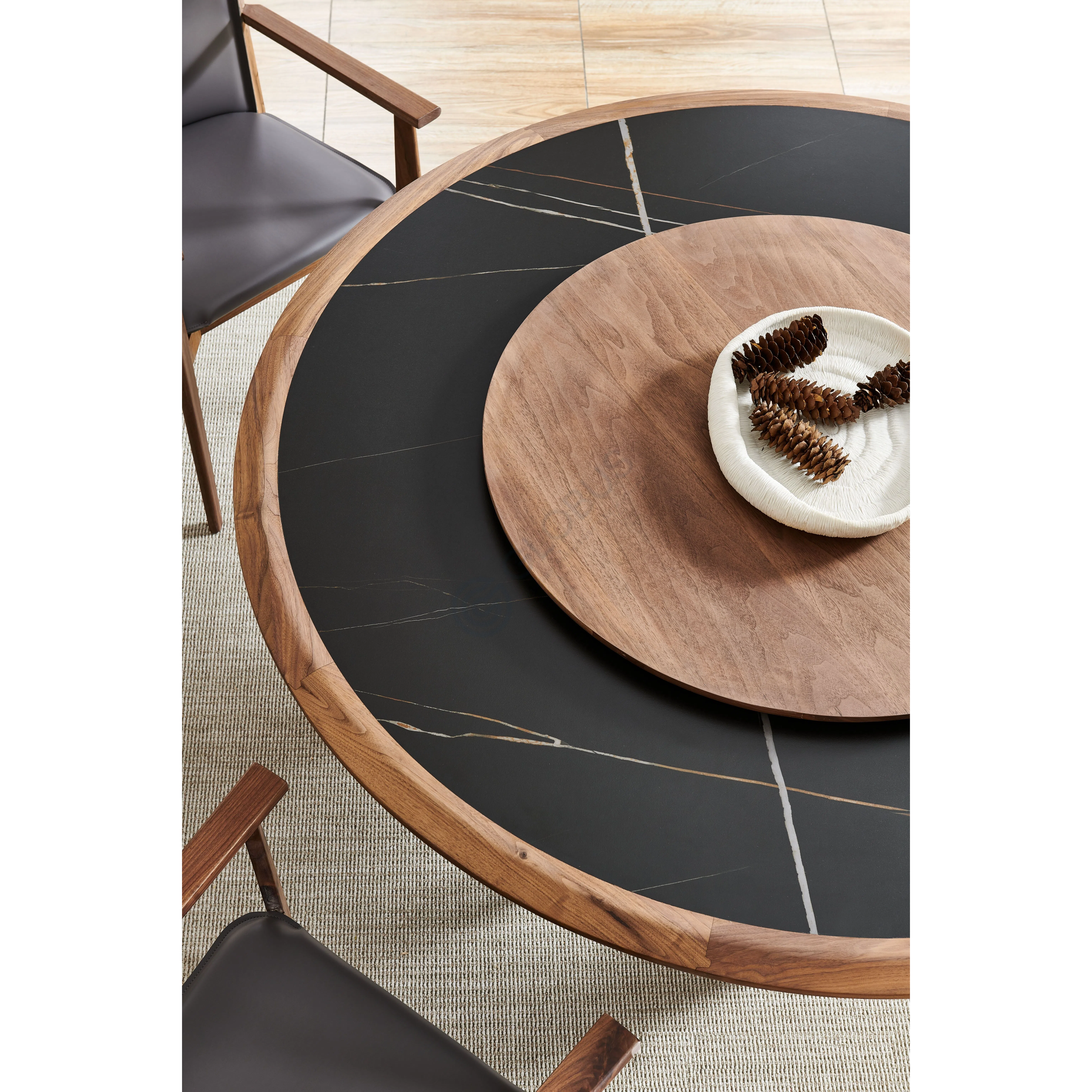 Dining table PORADA Thayl