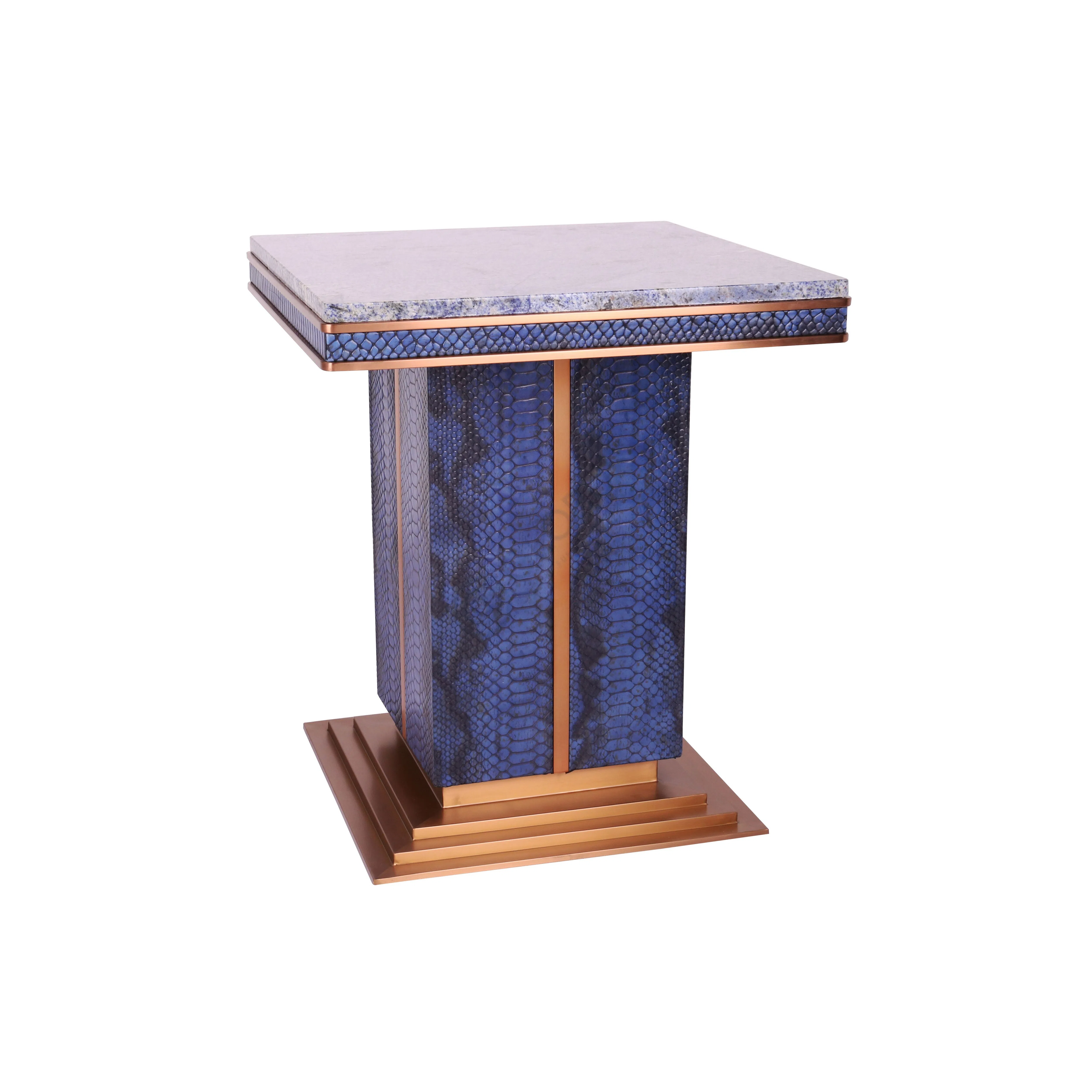 Side table Epilogue