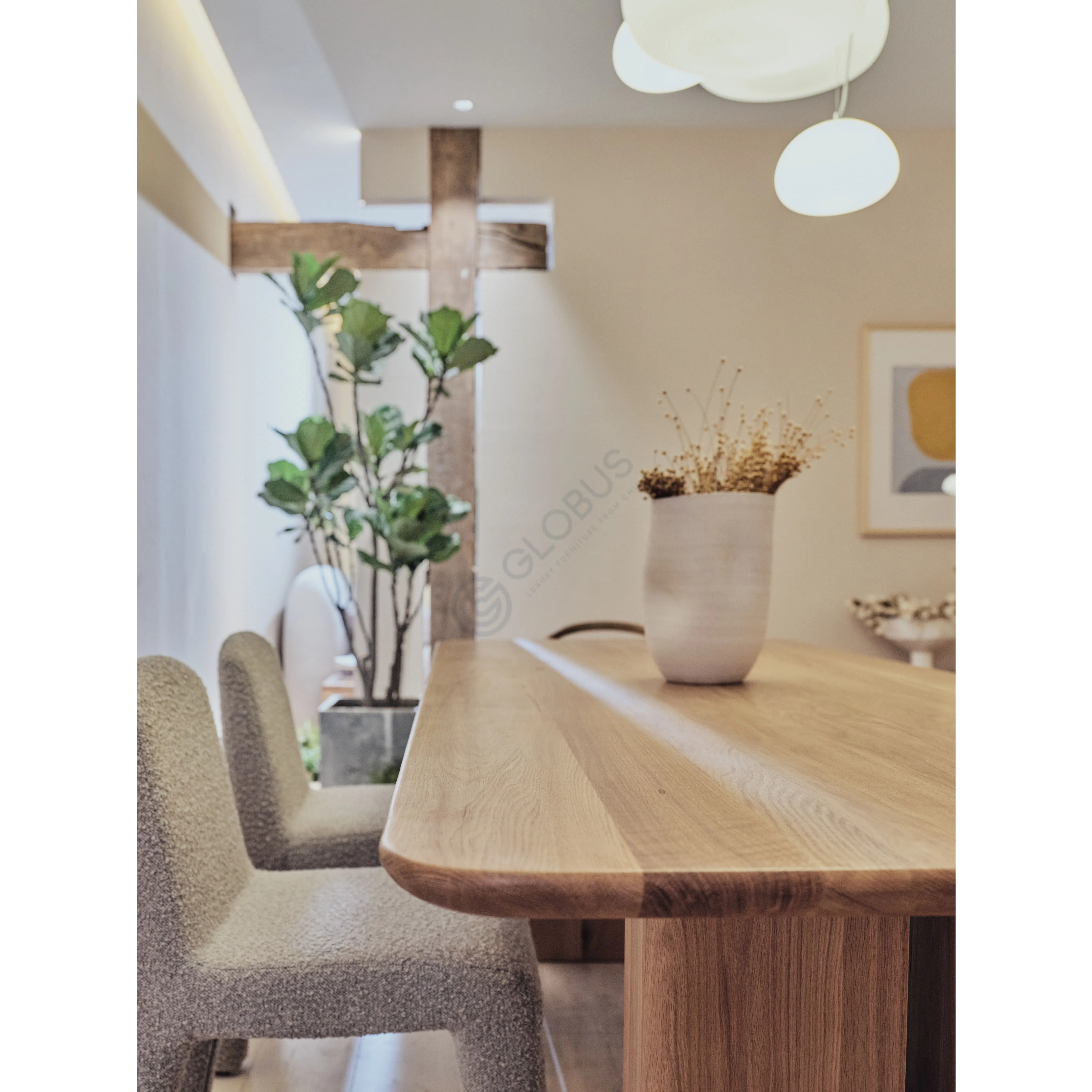 Dining table Xelianne