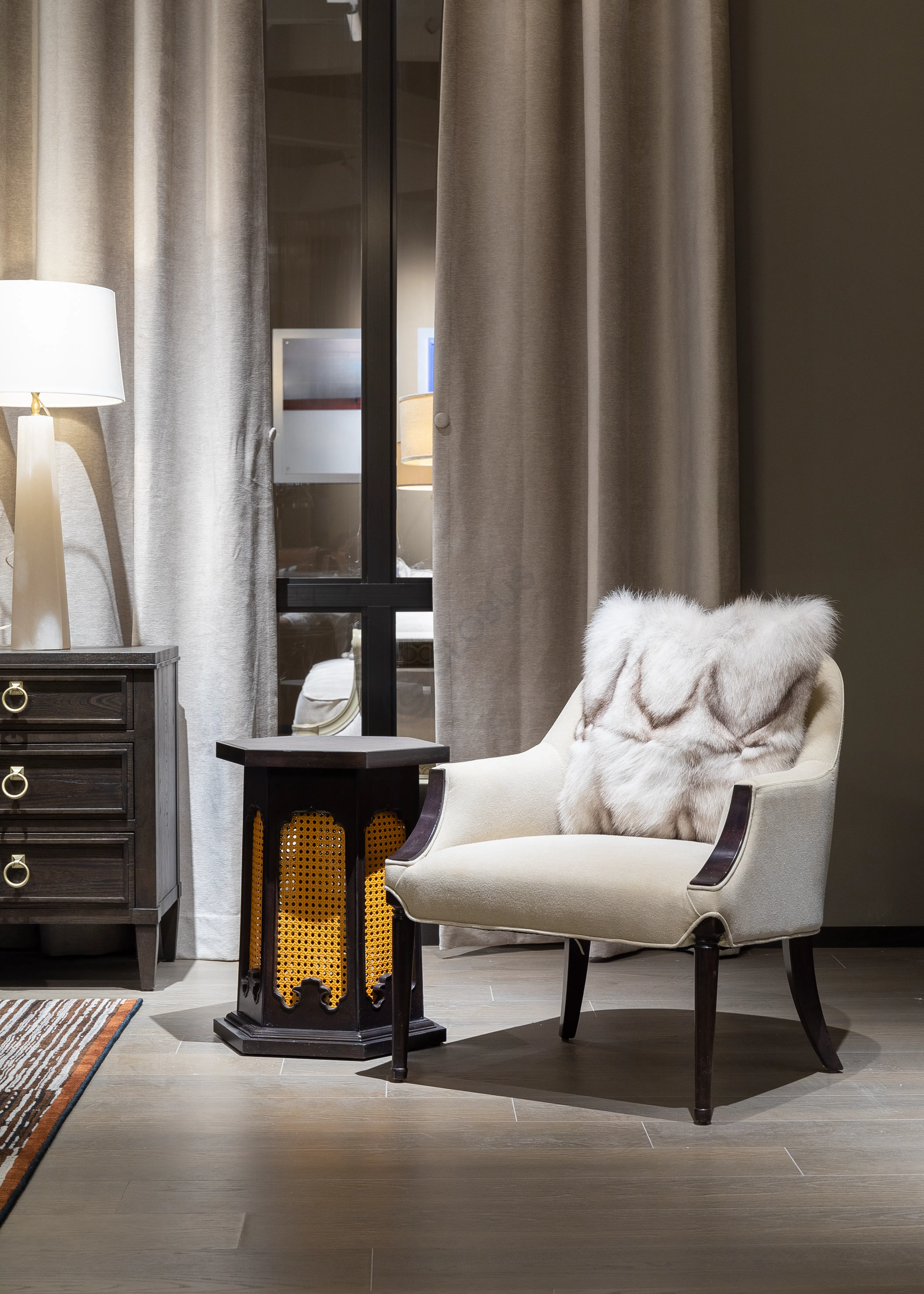 Side table THEODORE ALEXANDER Catherine