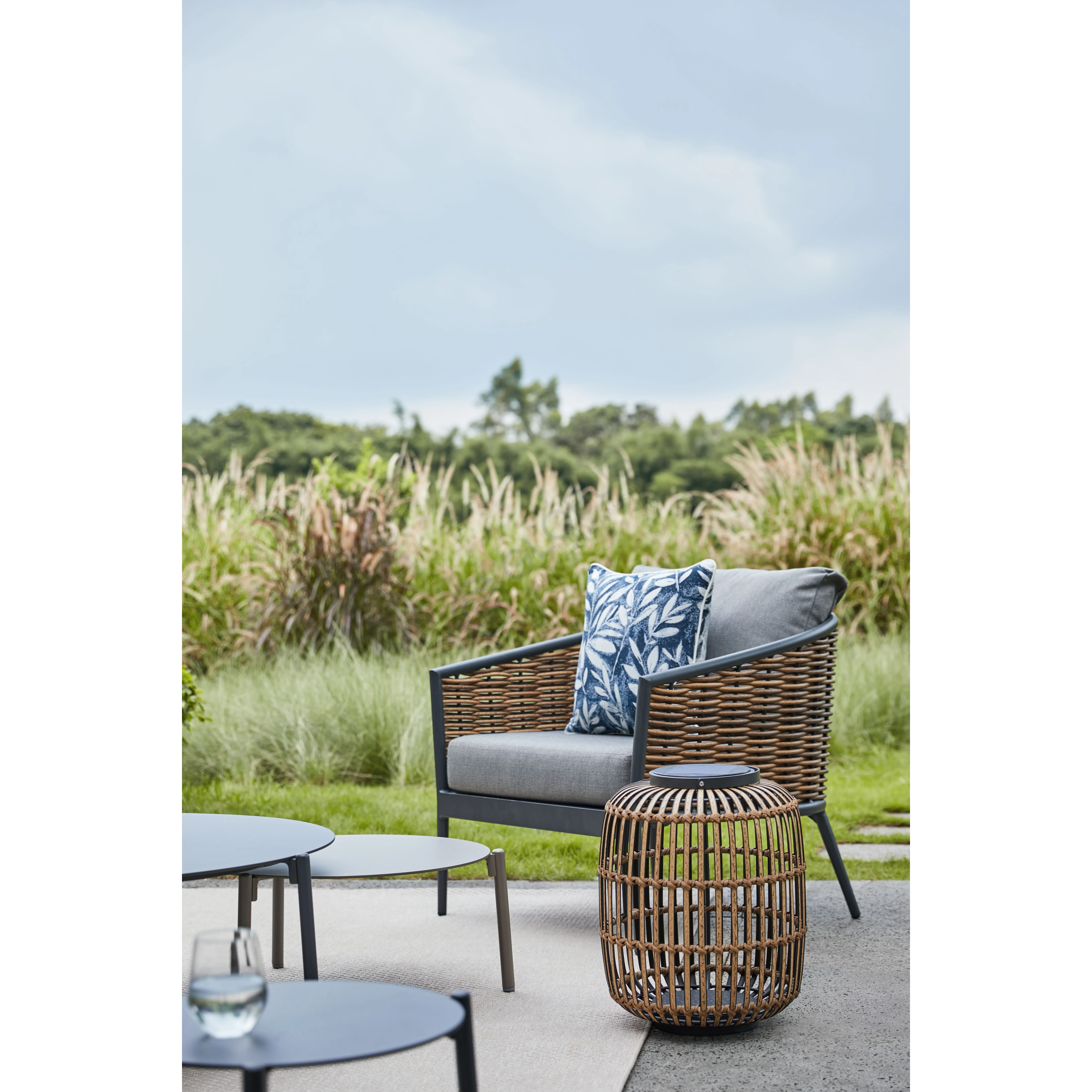 Outdoor armchair Prosapia