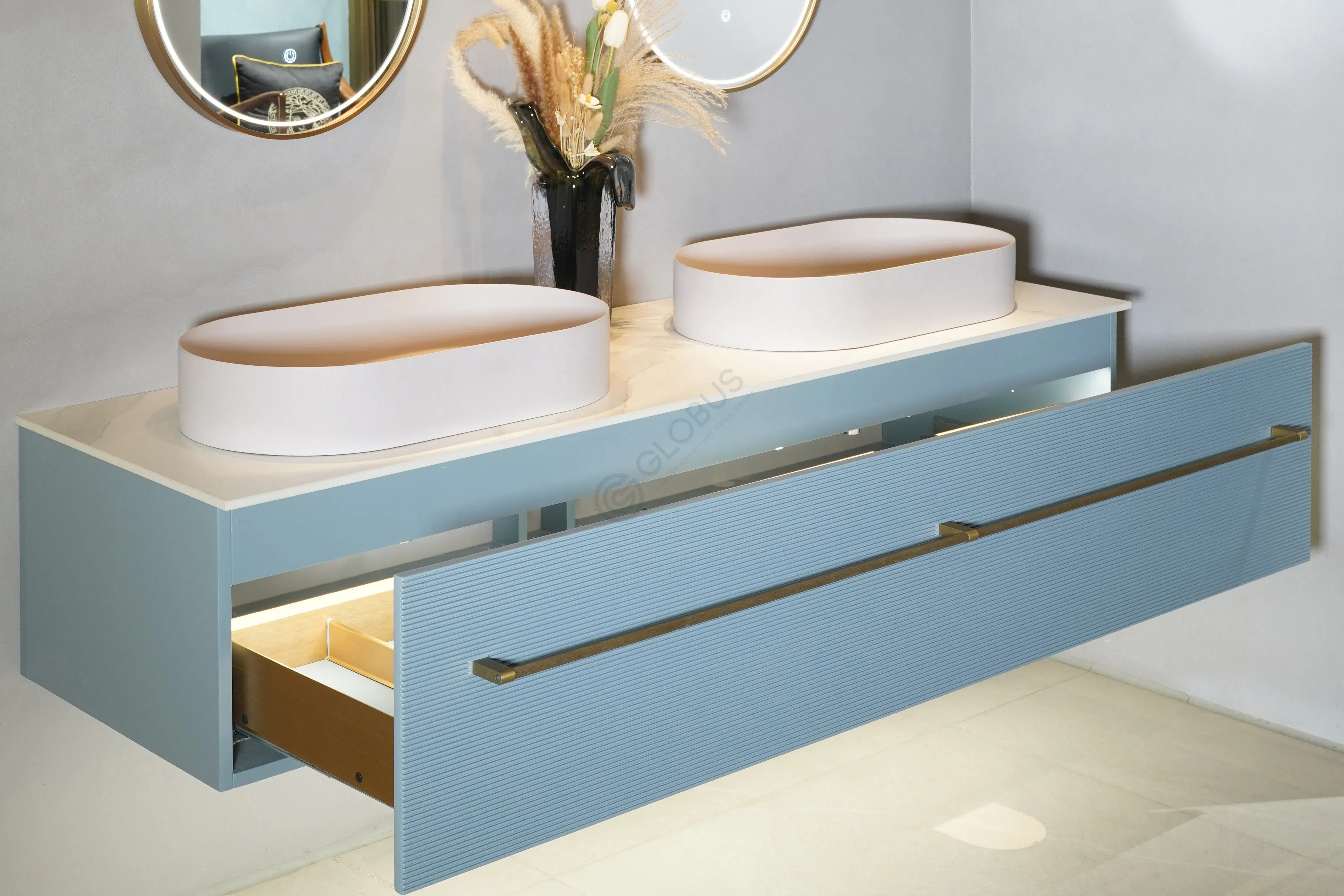 Bathroom cabinet Volitor