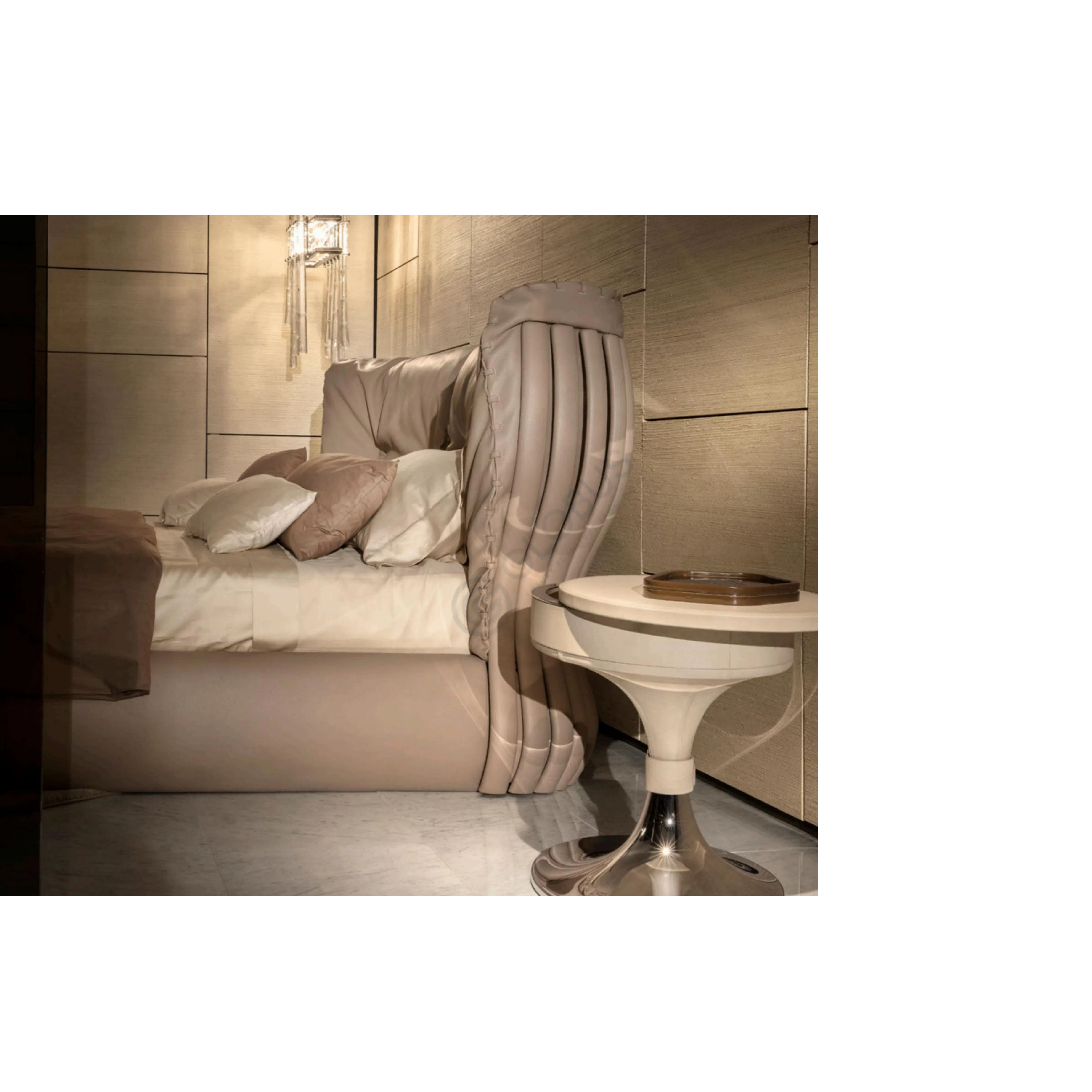 Bed CORNELIO CAPPELLINI Cannes