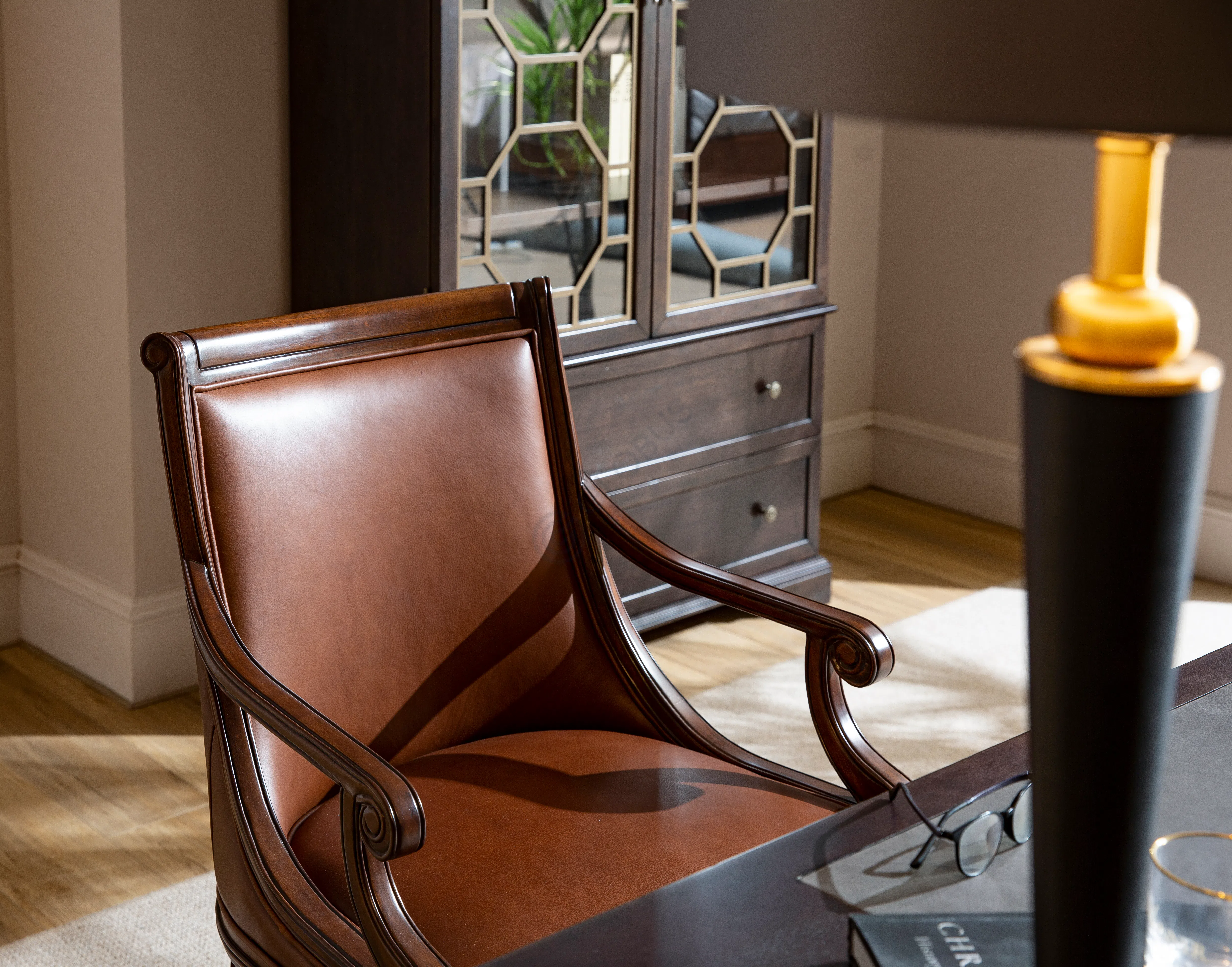 Executive chair THEODORE ALEXANDER Floris