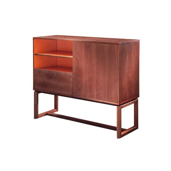 Dresser Onorato