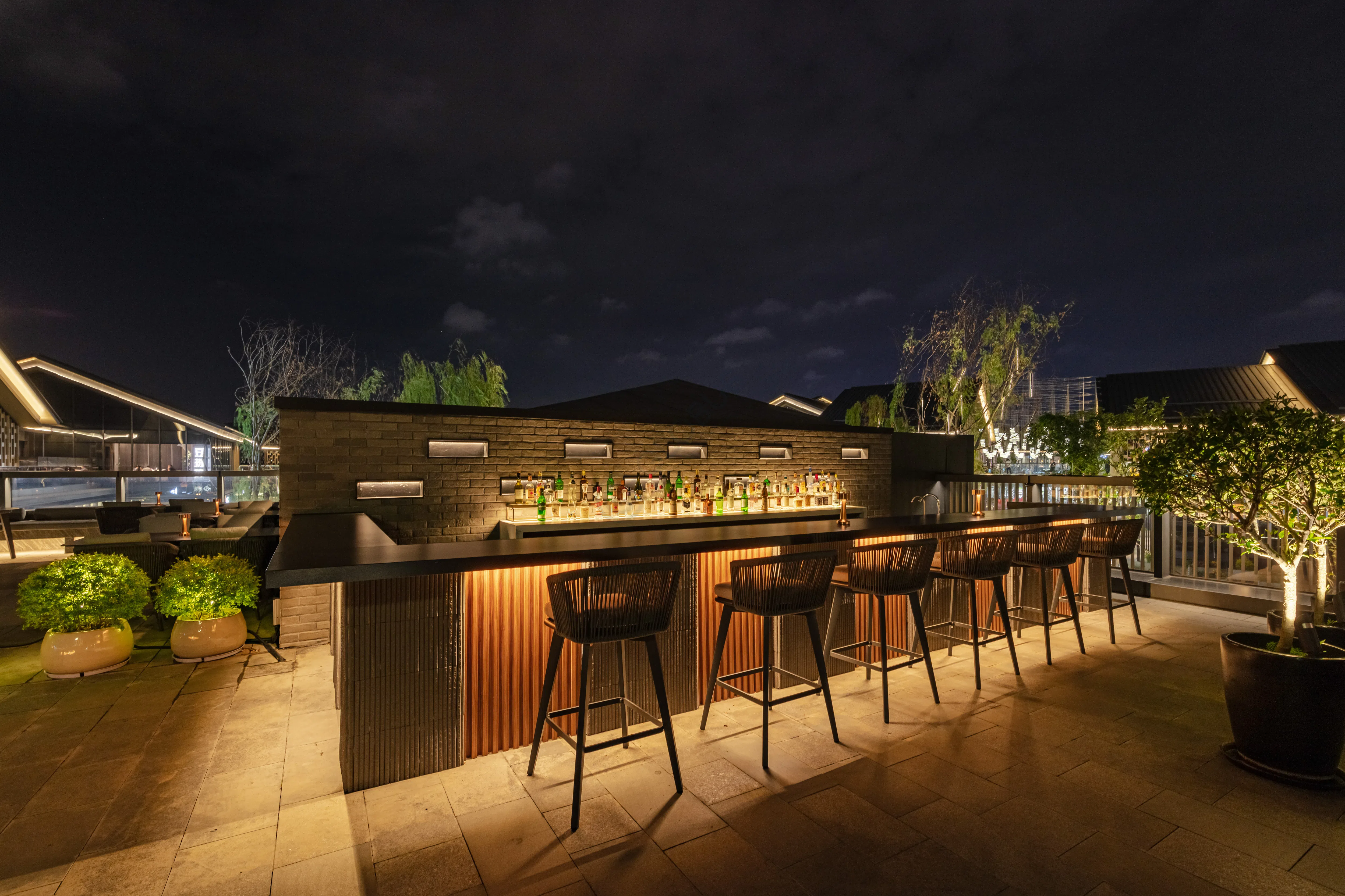 Outdoor bar stool Onomasti
