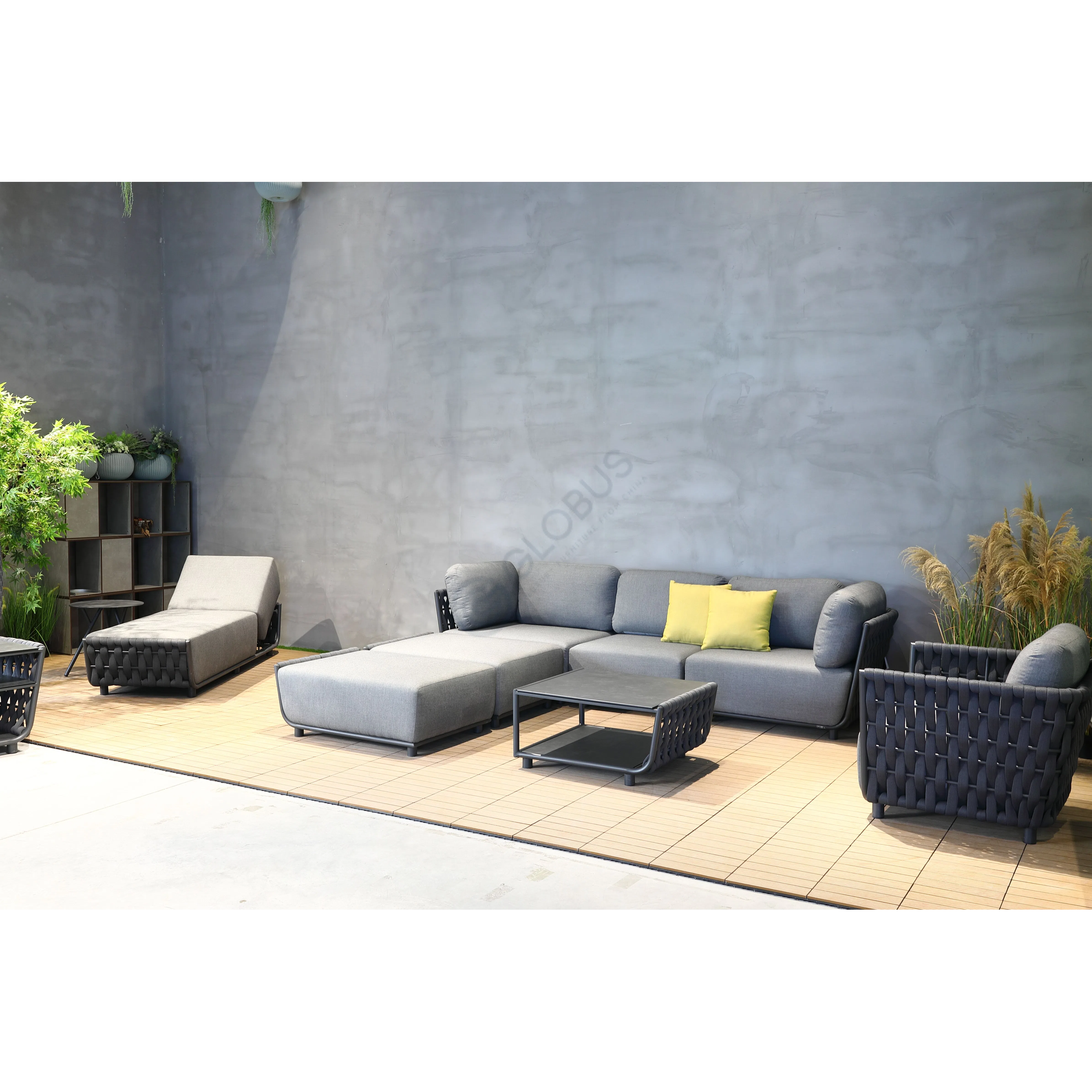 Уличный журнальный столик COUTURE JARDIN