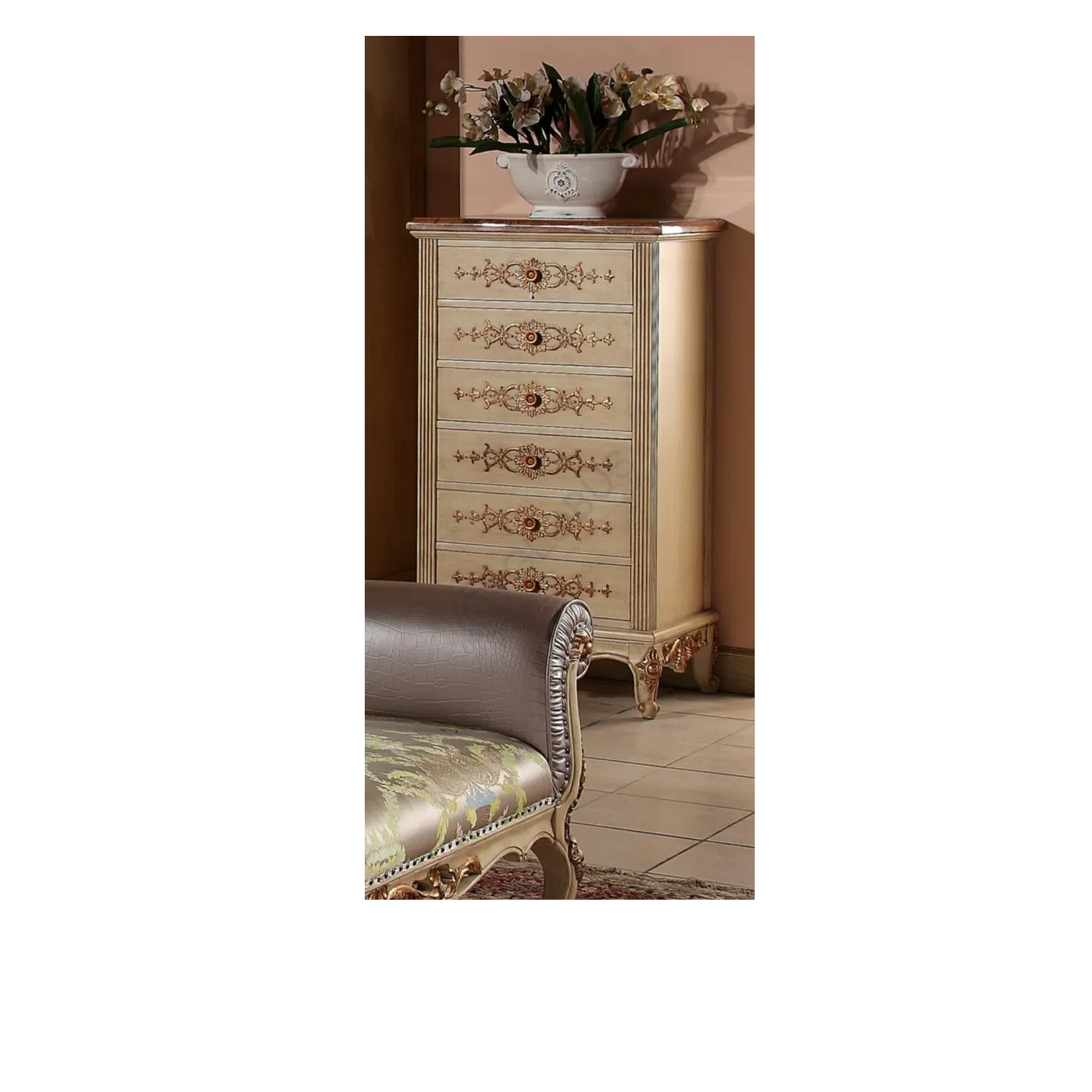 Dresser Fidele