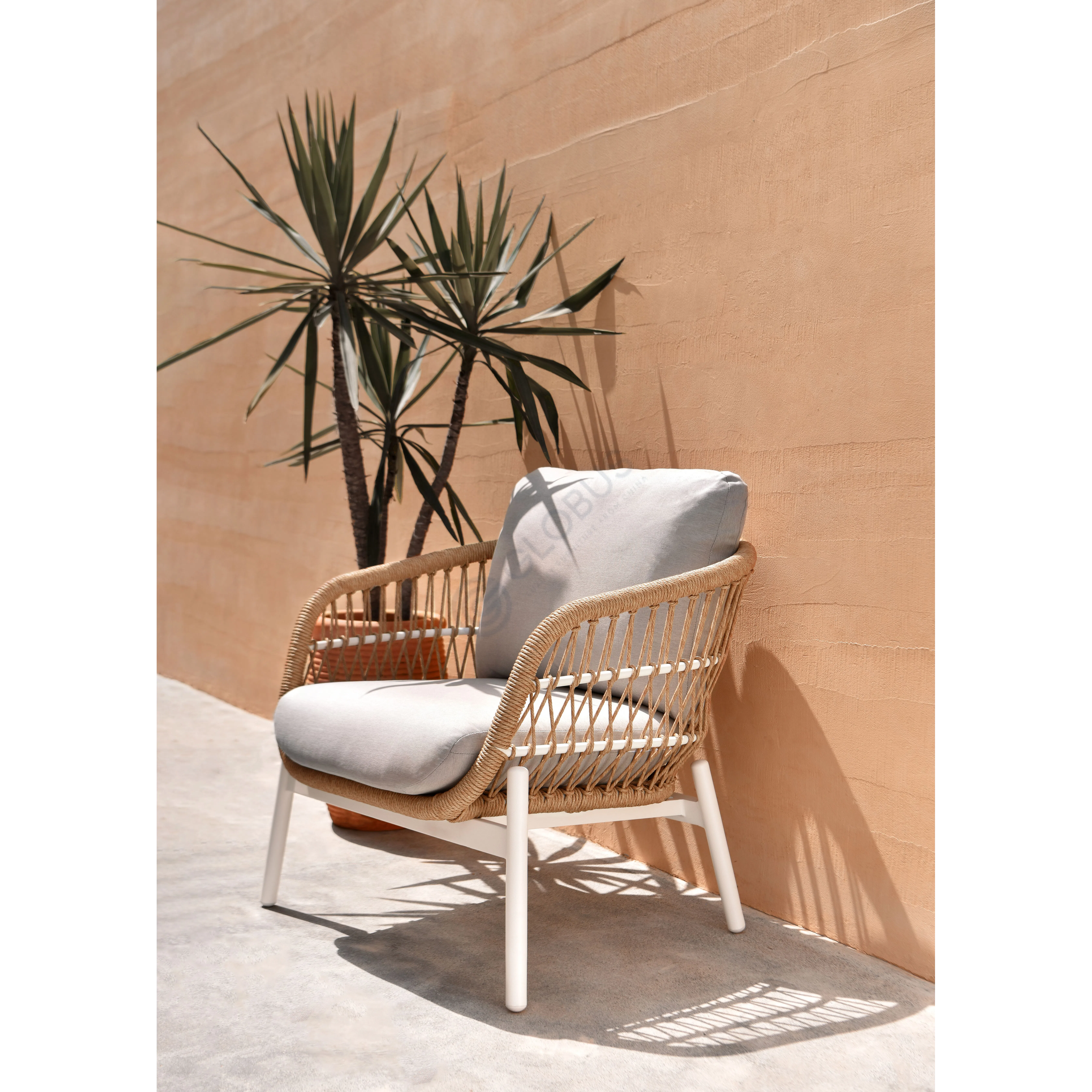 Outdoor armchair Uccelina