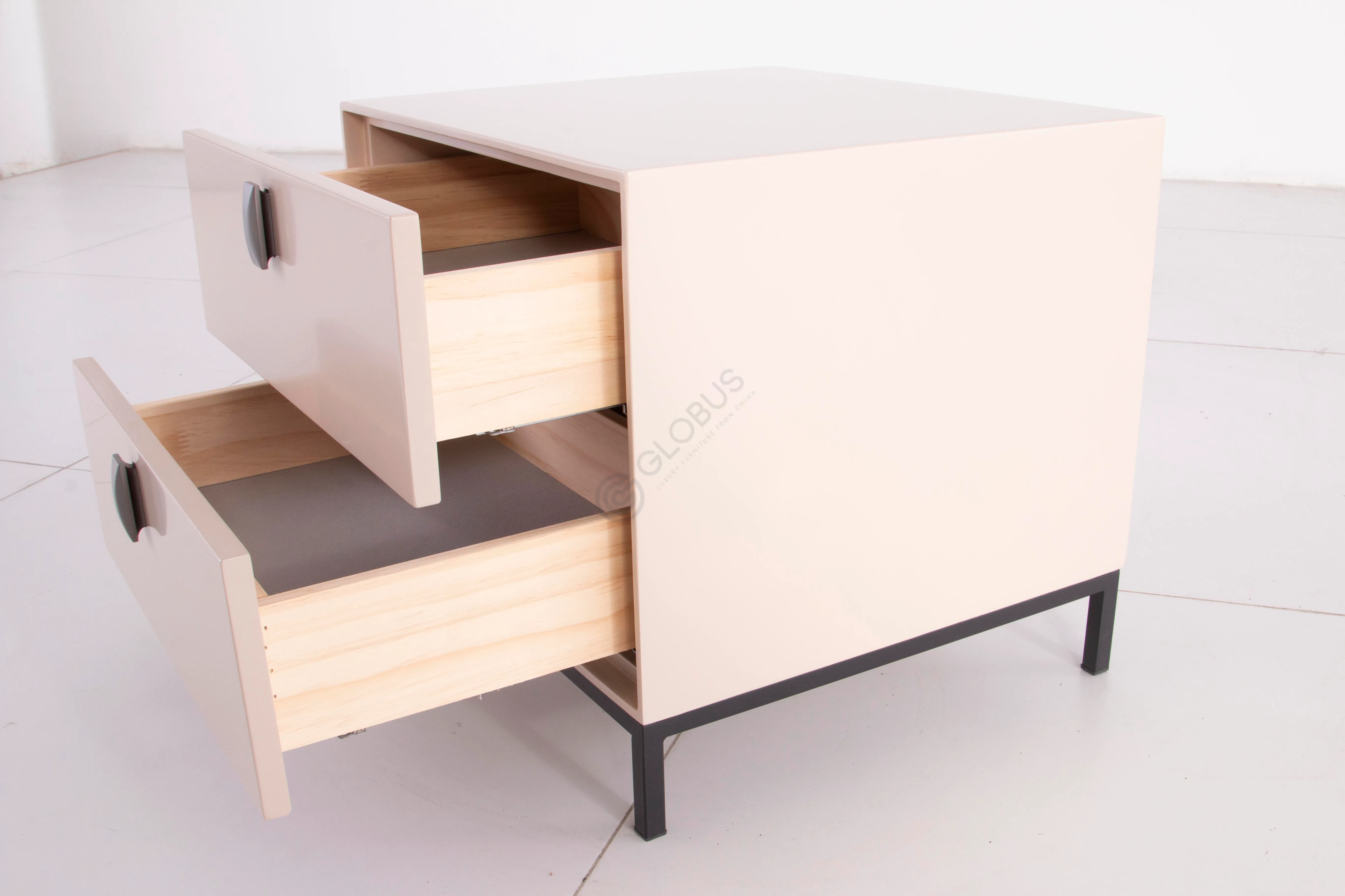 Bedside table Xaireen