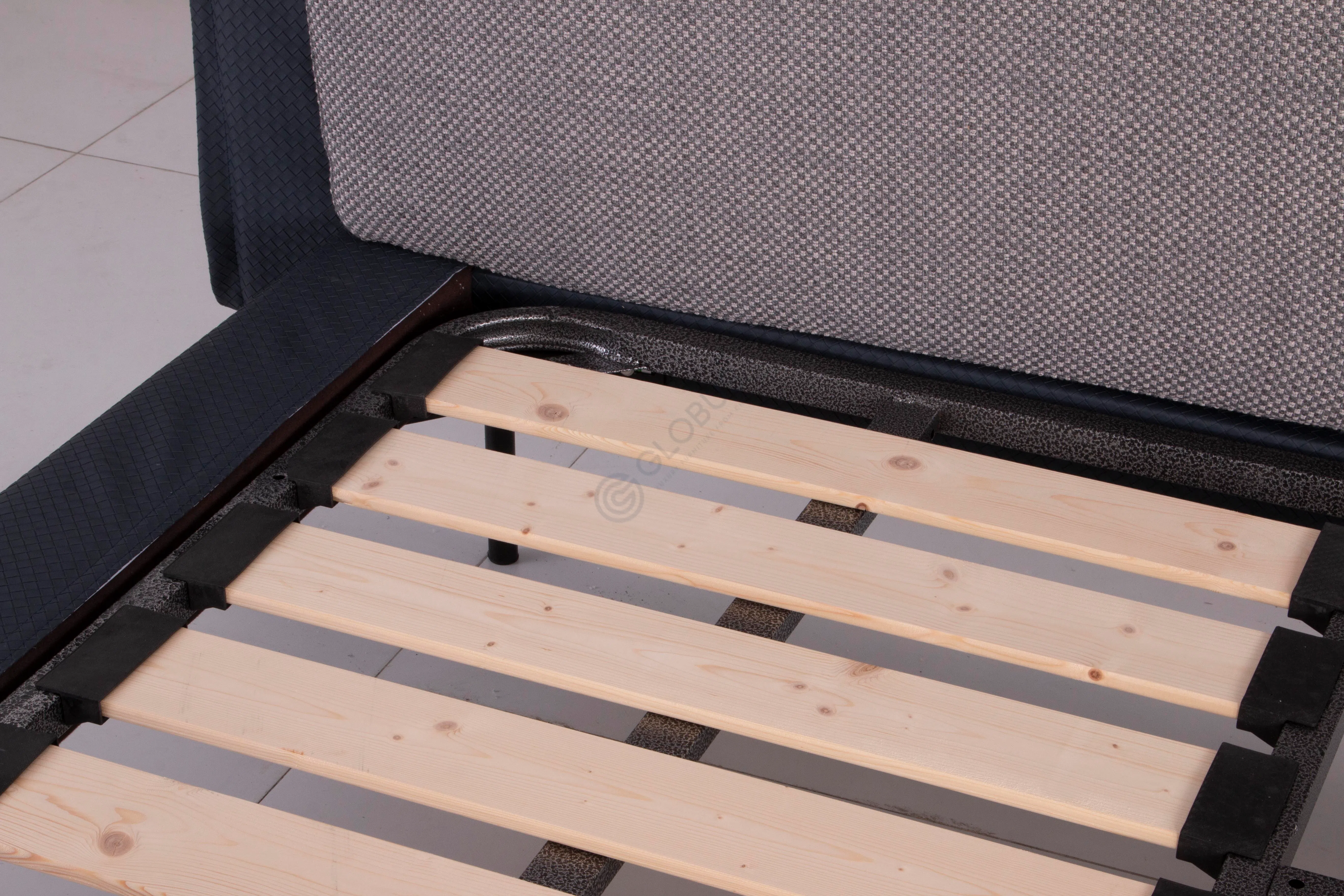 Bed NATUZZI ITALIA Campus