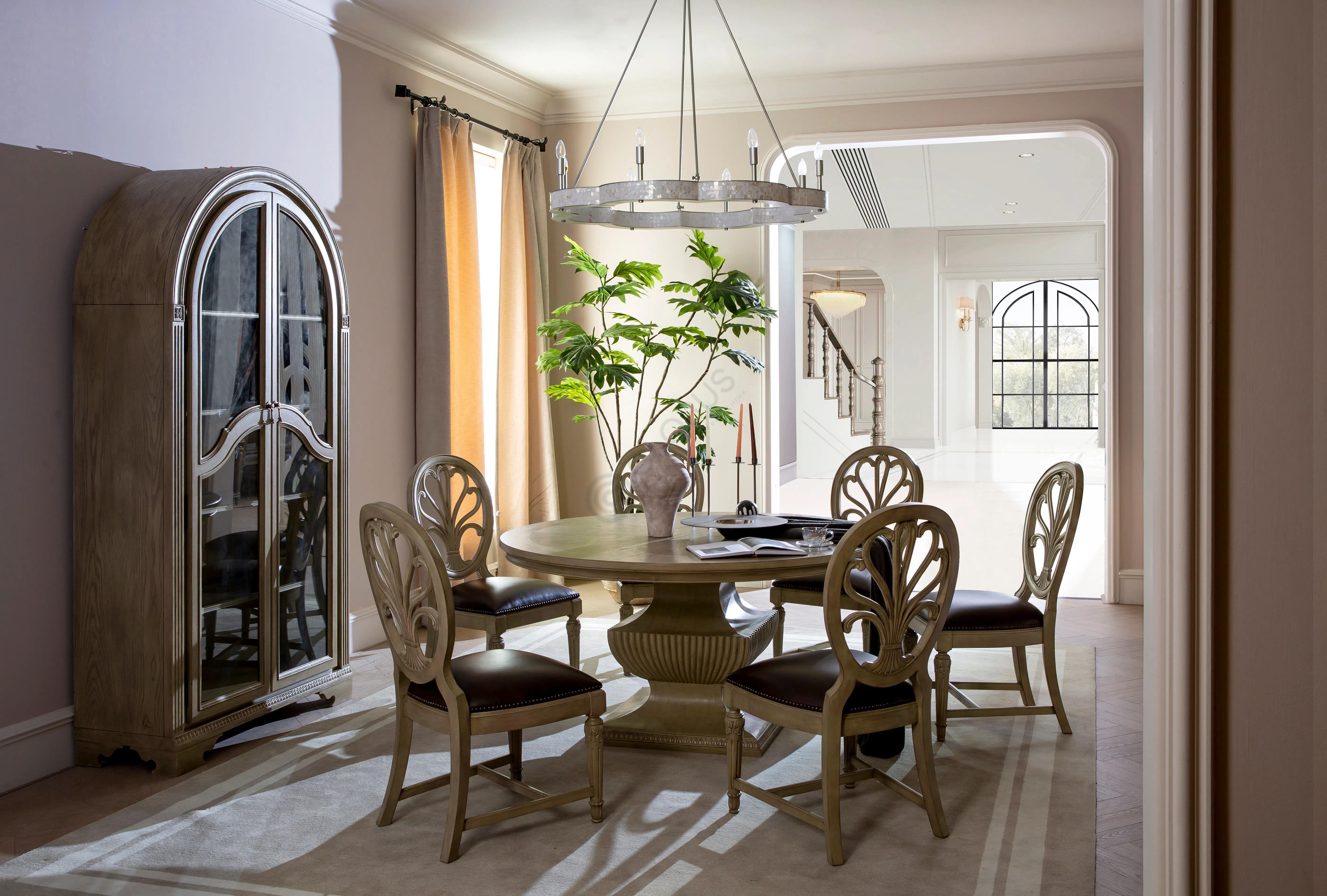 Dining table HOOKER Castella