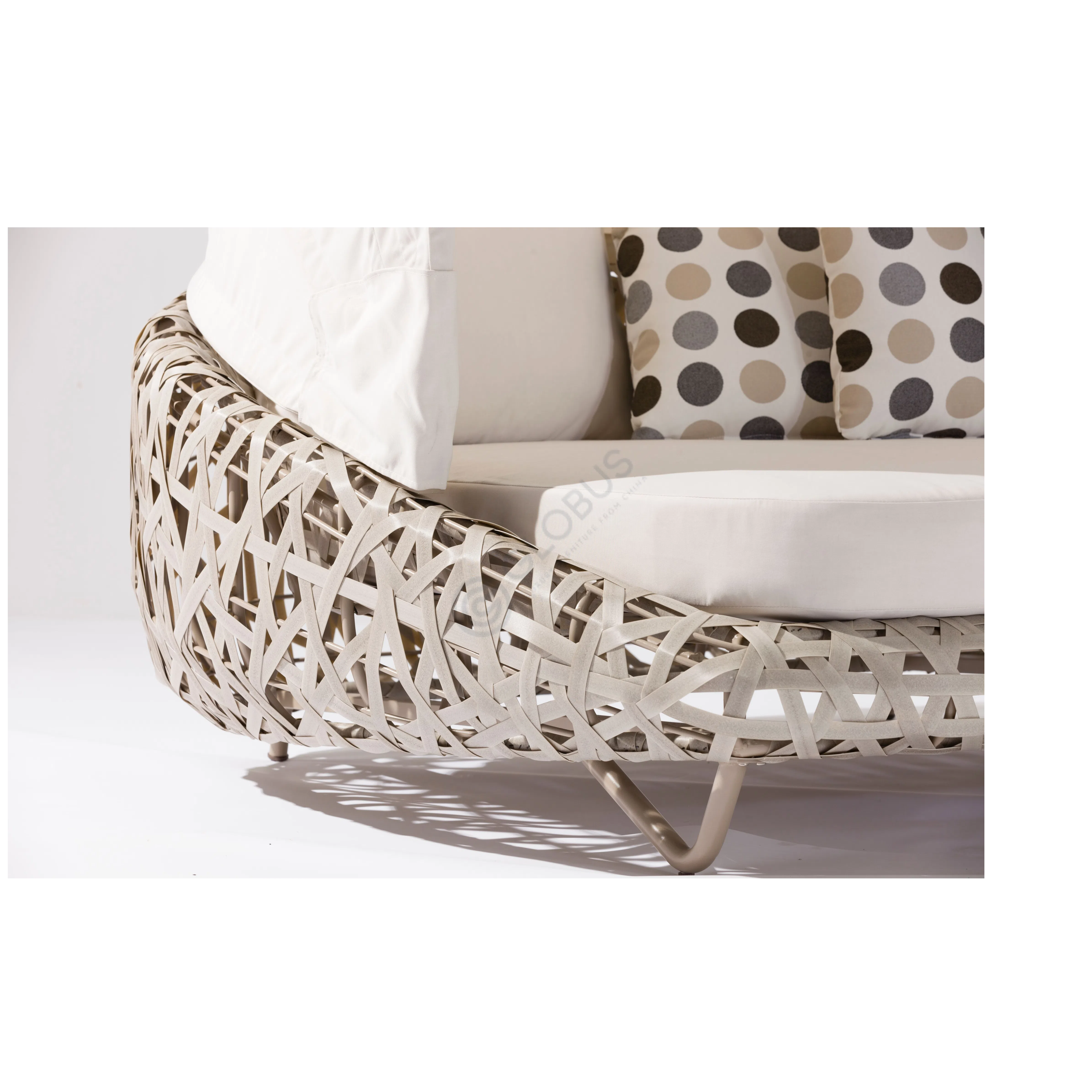 Уличная кушетка COUTURE JARDIN