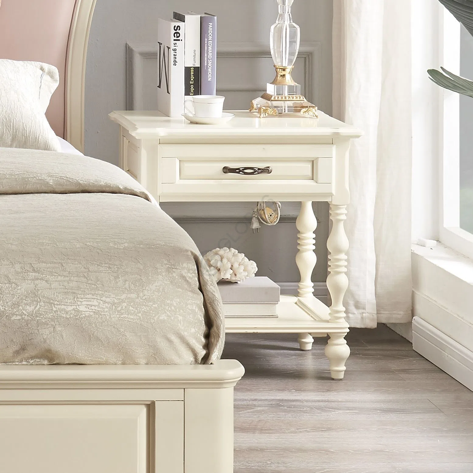Bedside table Obie