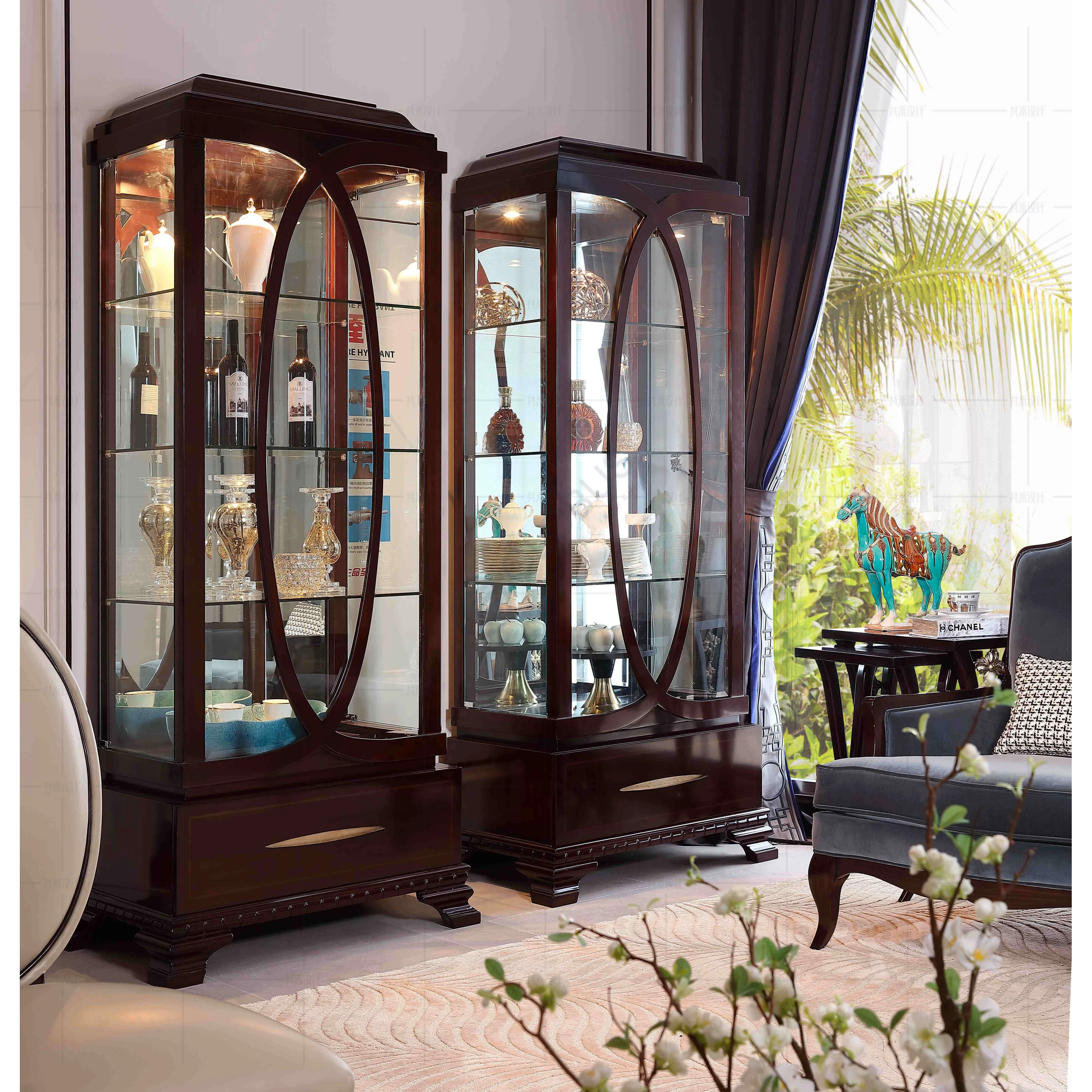 Sideboard CHRISTOPHER GUY Mademoiselle Vitrine