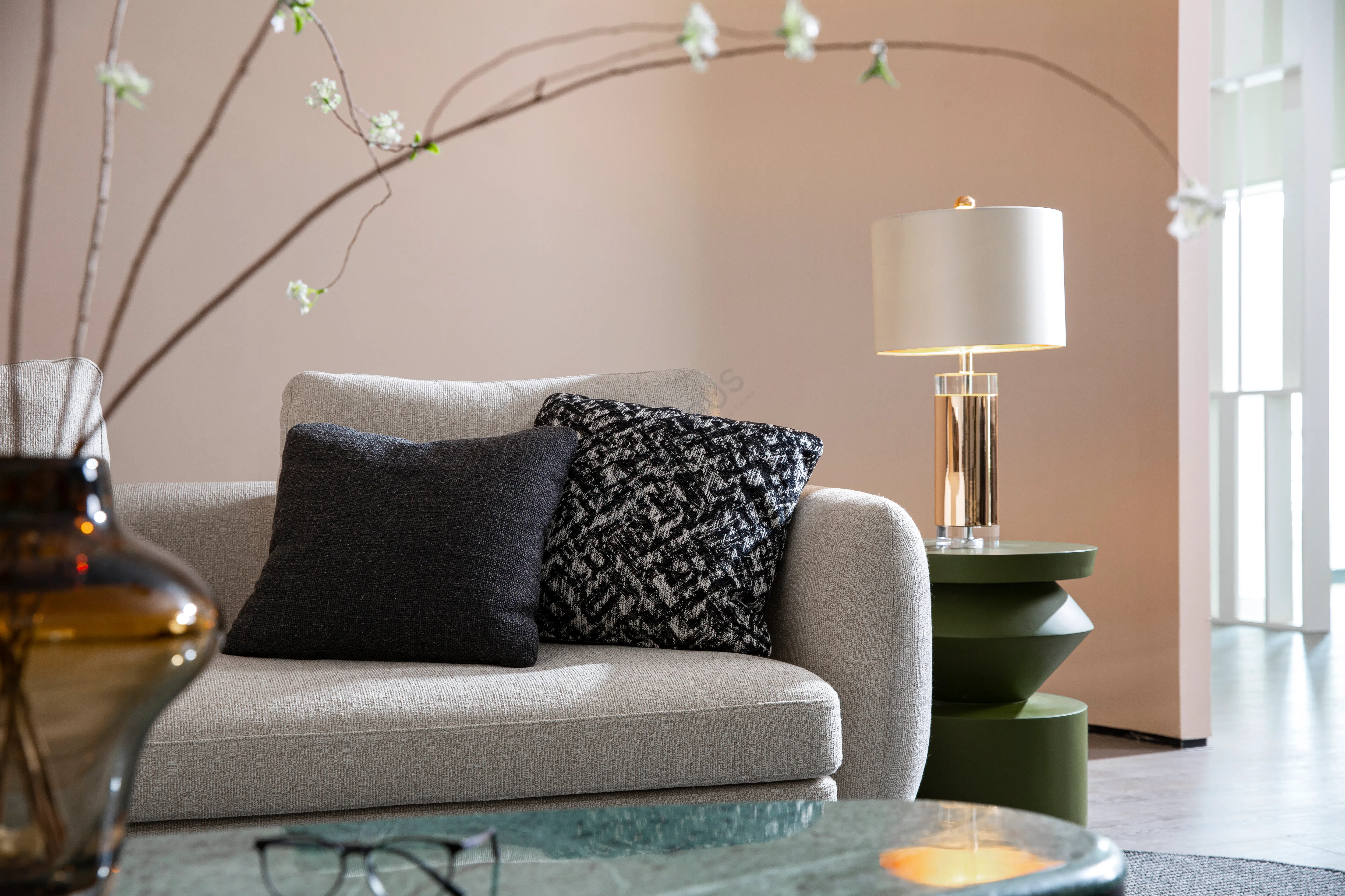 Sofa EICHHOLTZ Sidney