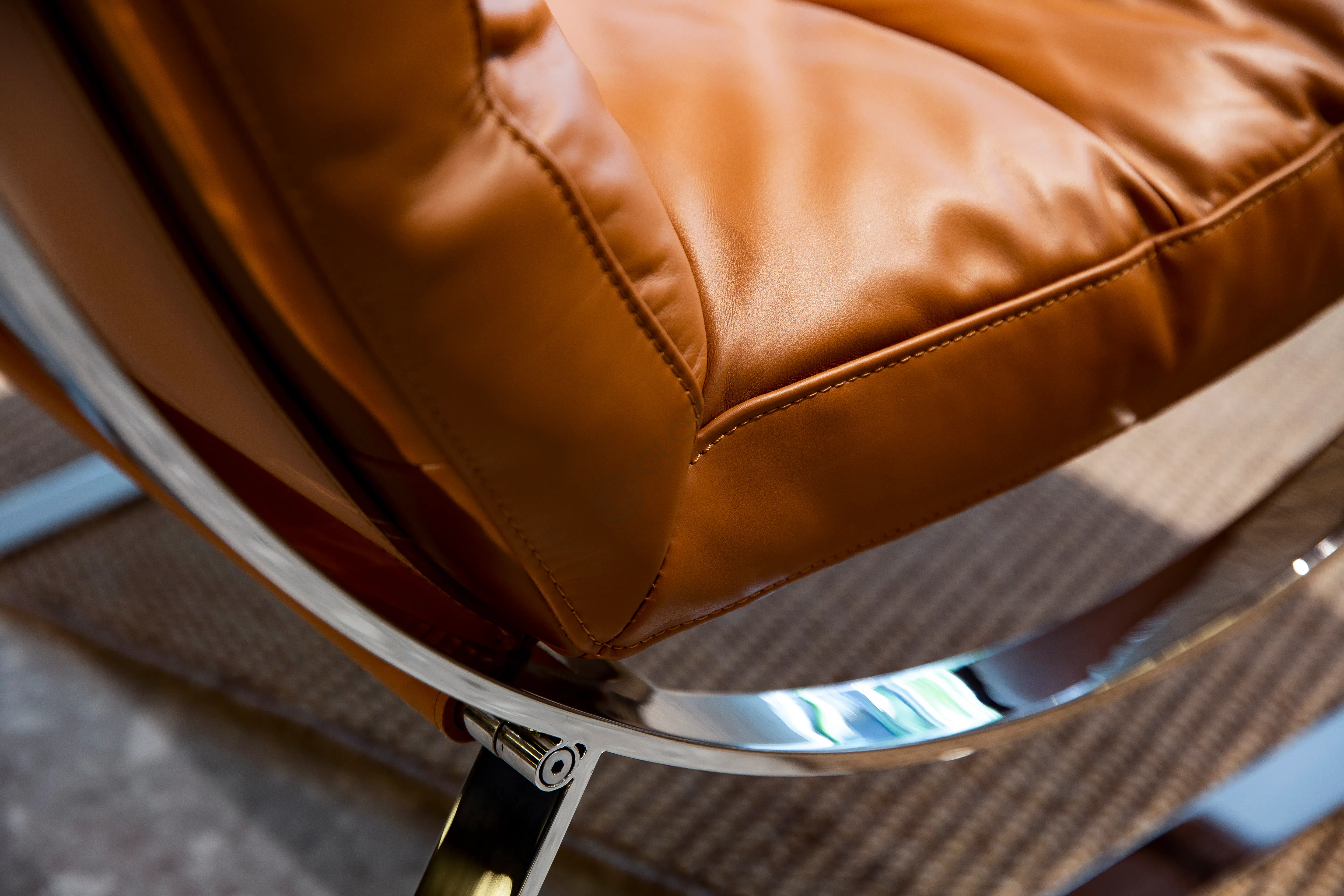 Armchair NATUZZI ITALIA Cammeo