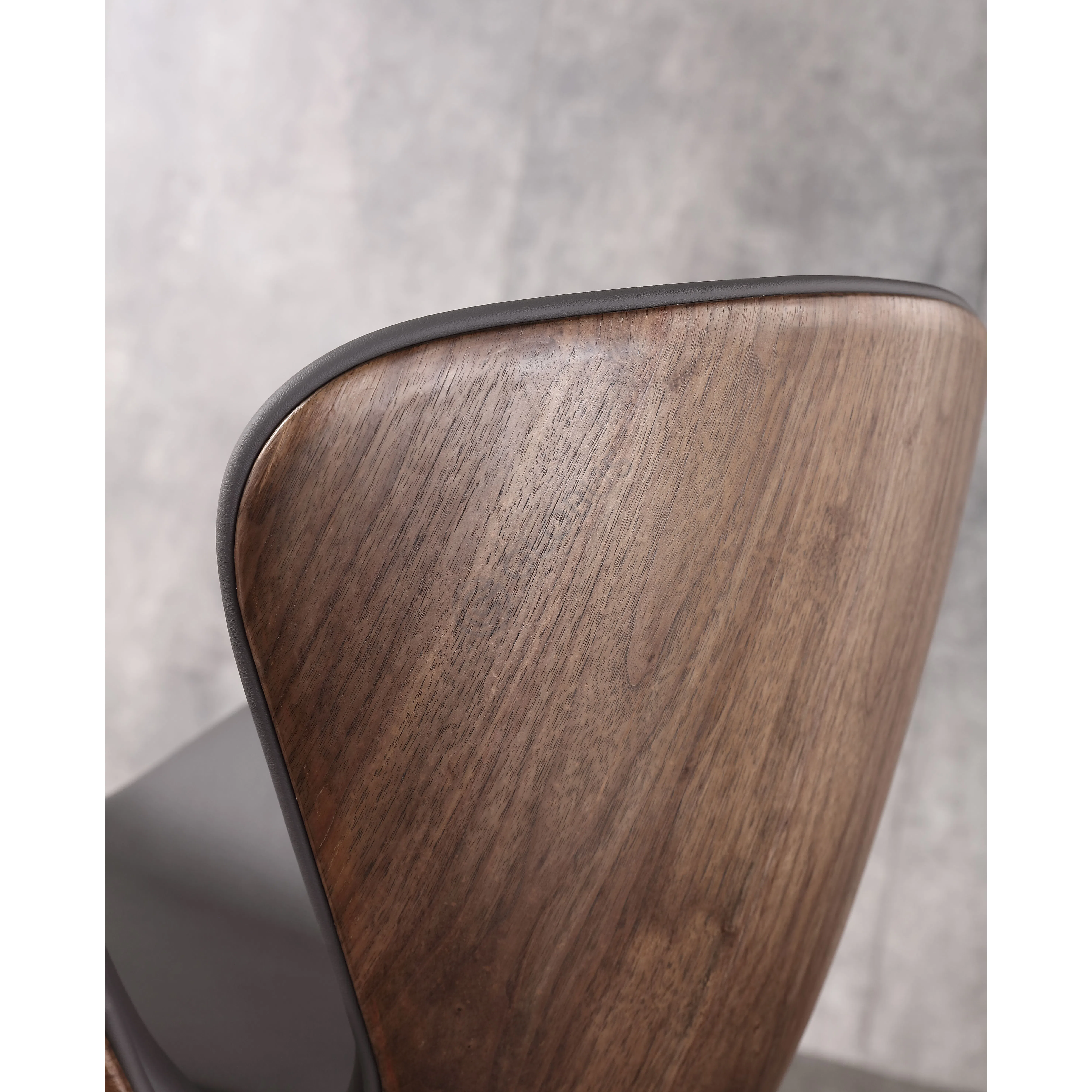 Кресло для офиса Uvaggio